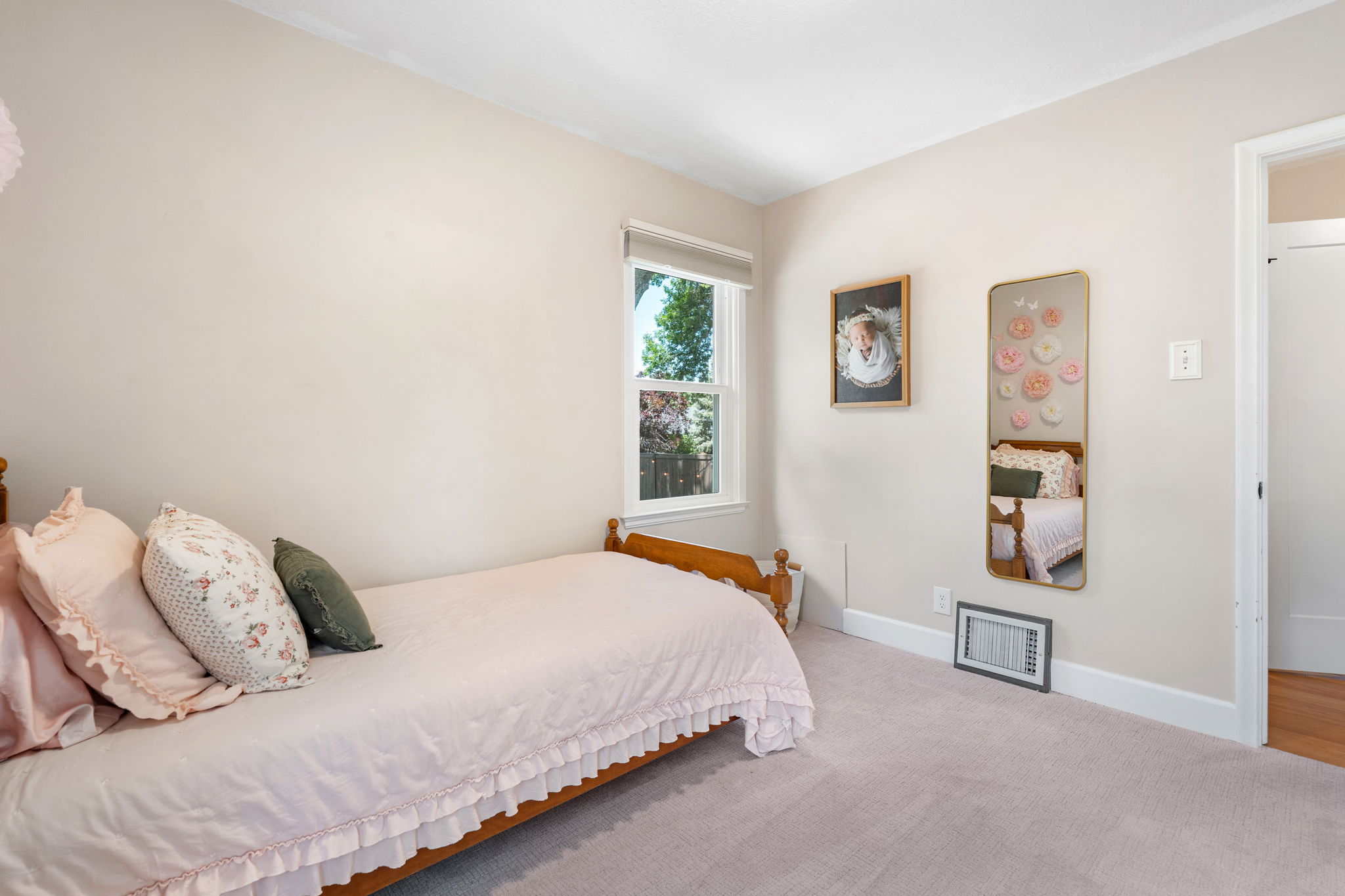 Light-toned wall paint throughout