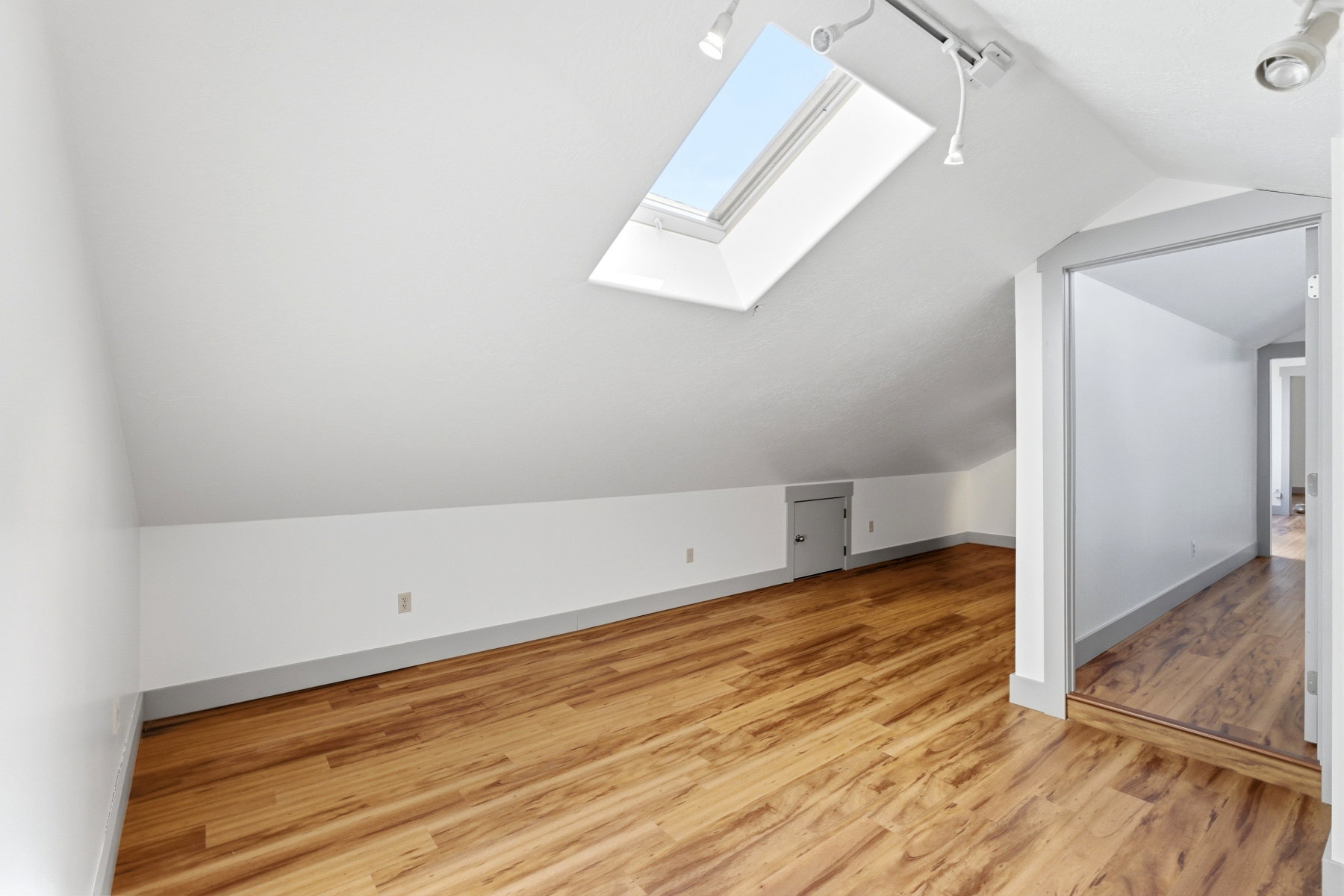 Bonus room