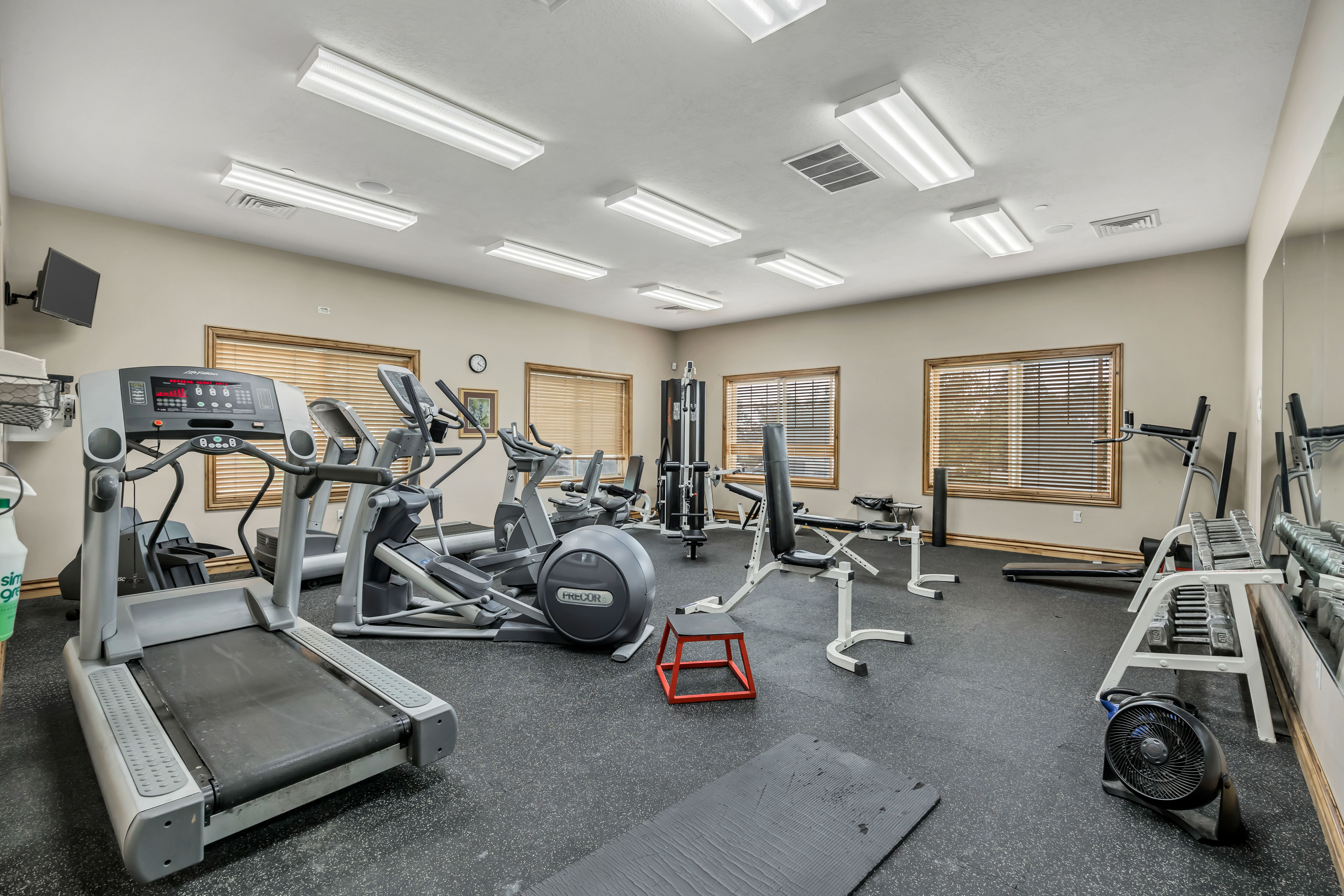 Spacious fitness room.