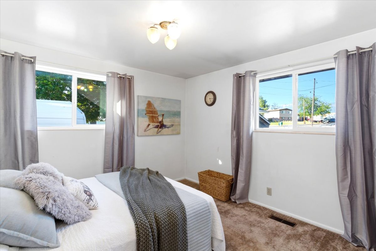 Upstairs Bedroom #1