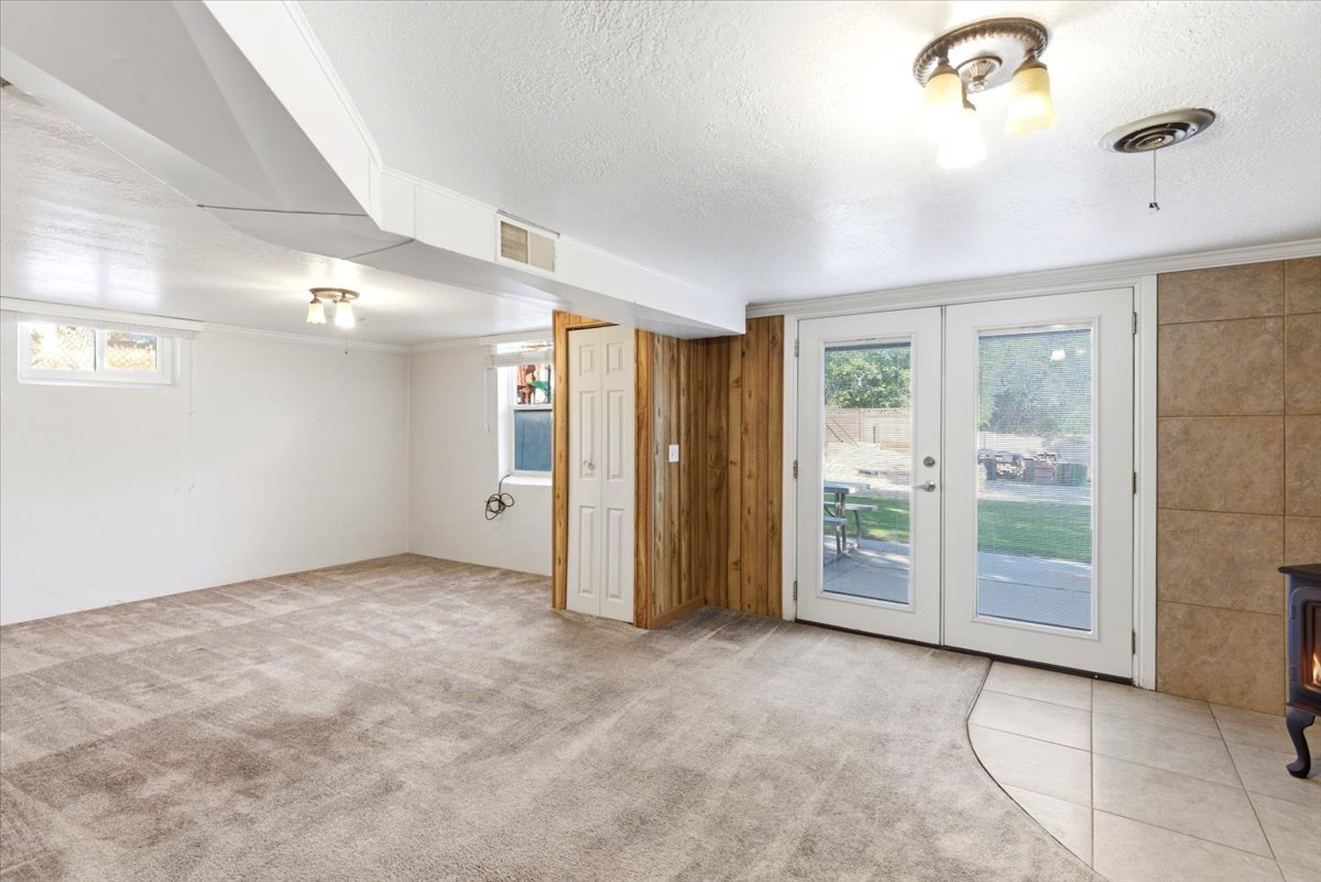 3rd View of Family Room