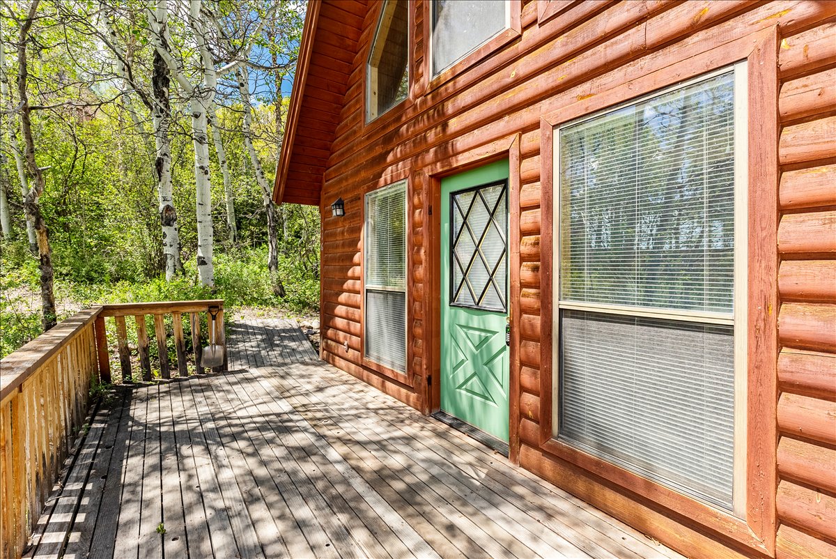 Front deck