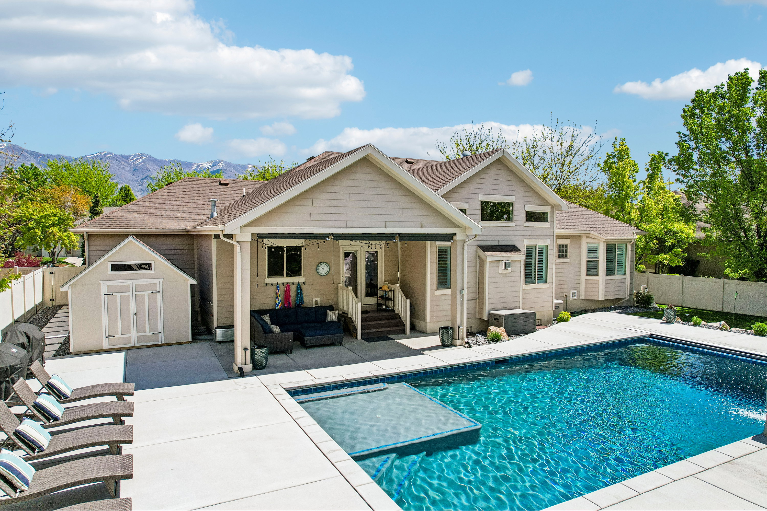 113 N VISTA VIEW DR Kaysville UT 84037
