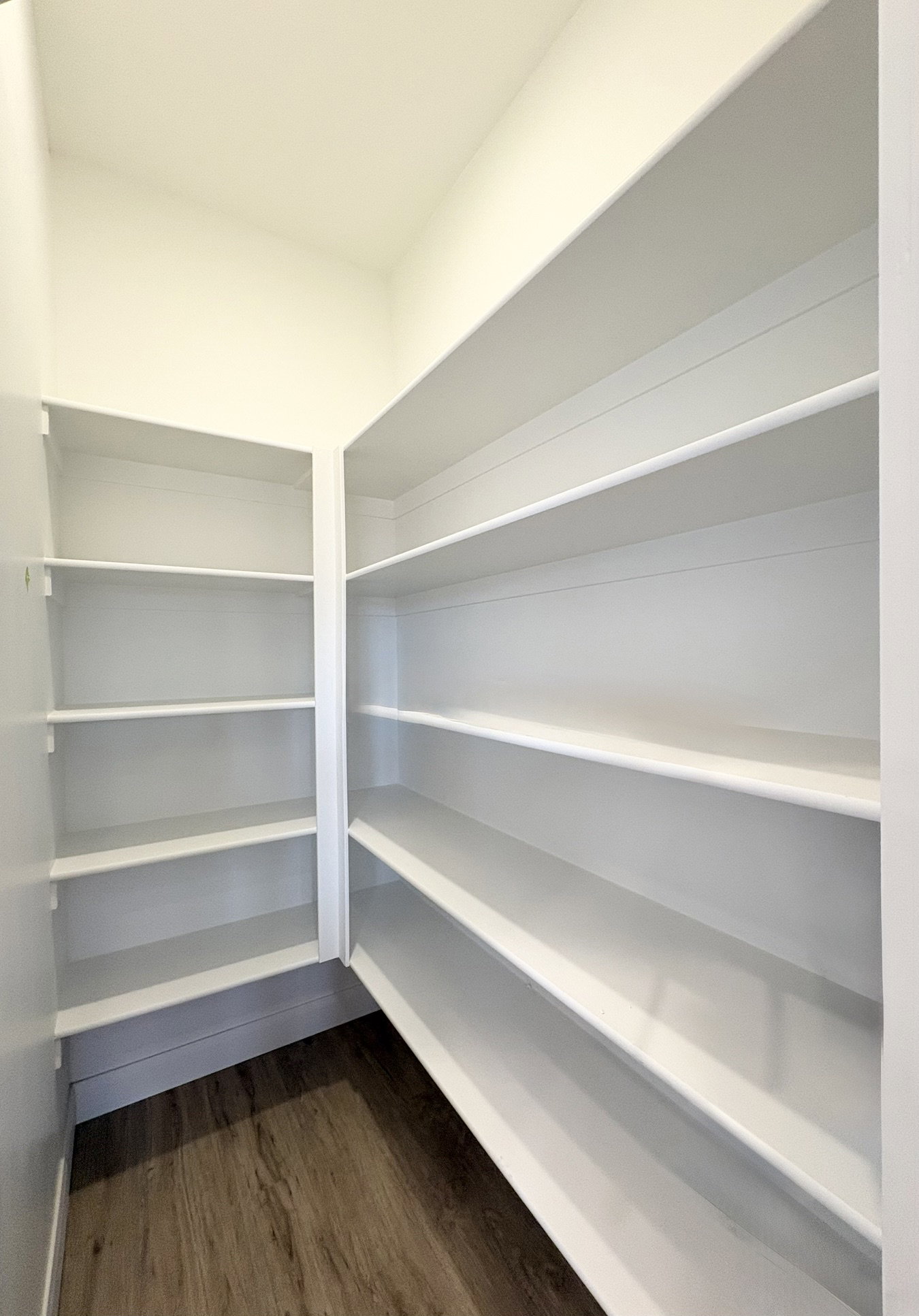 Walk in pantry