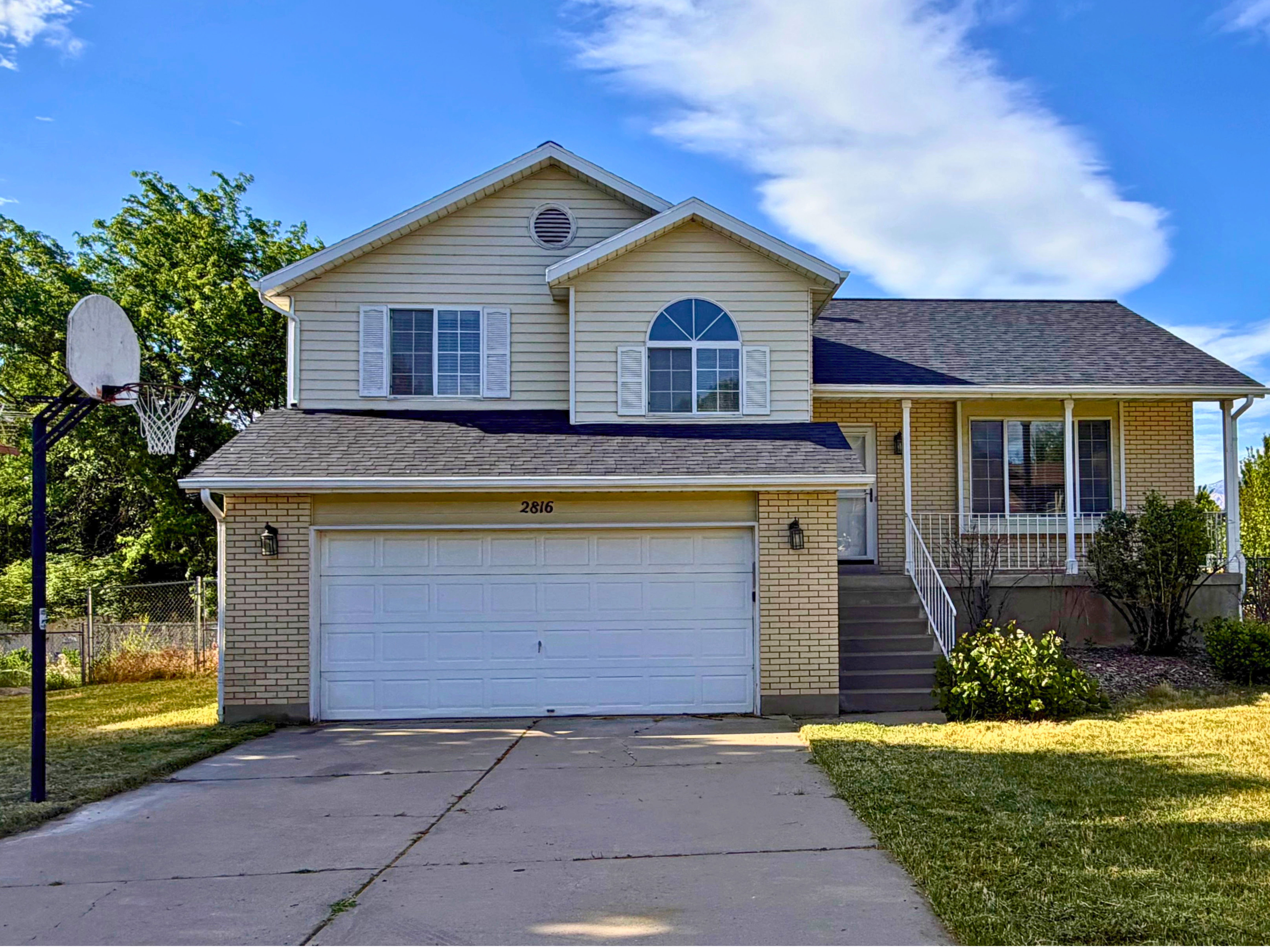 2816 W 4375 S Roy UT 84067