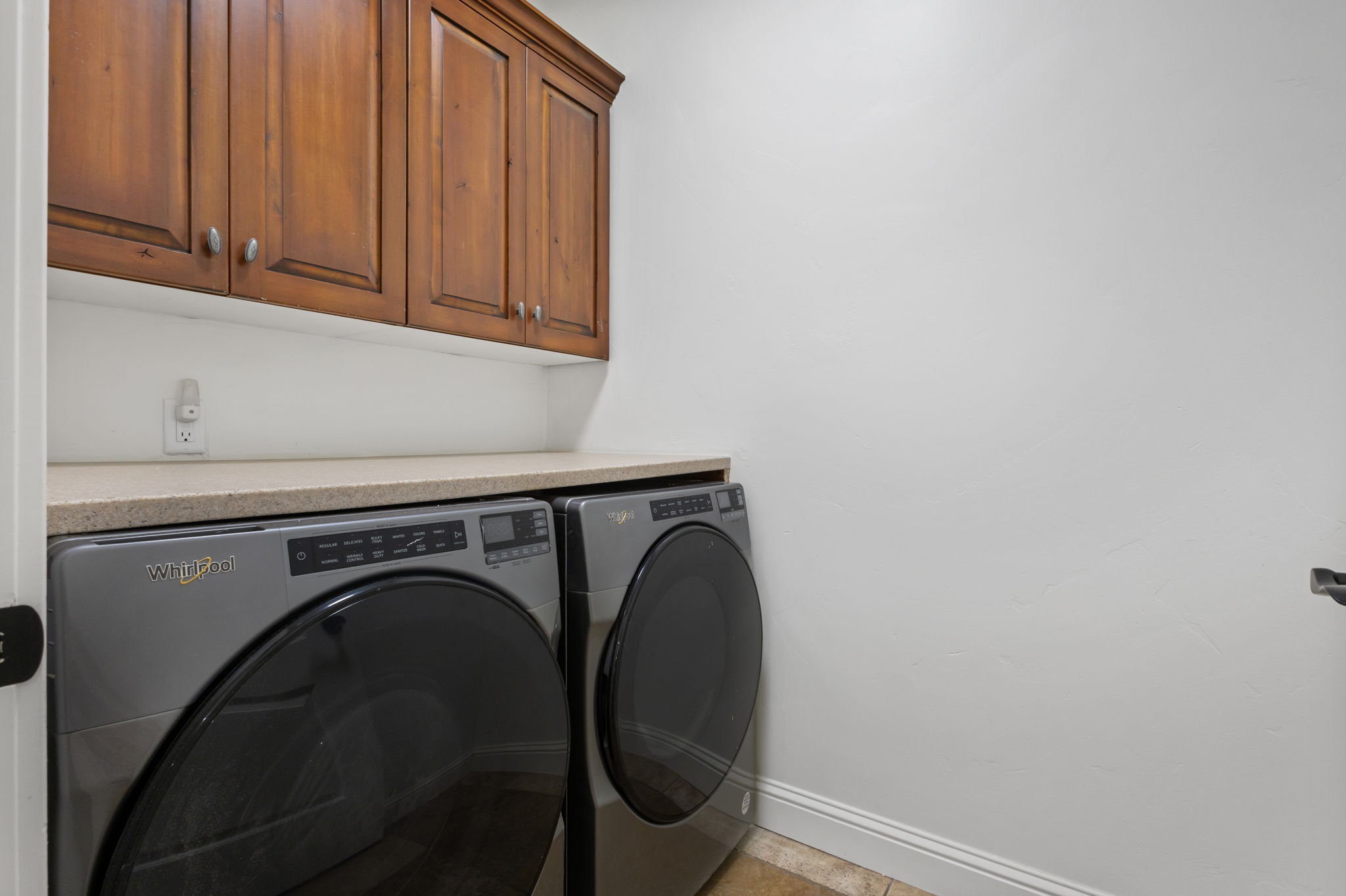 1ST floor laundry