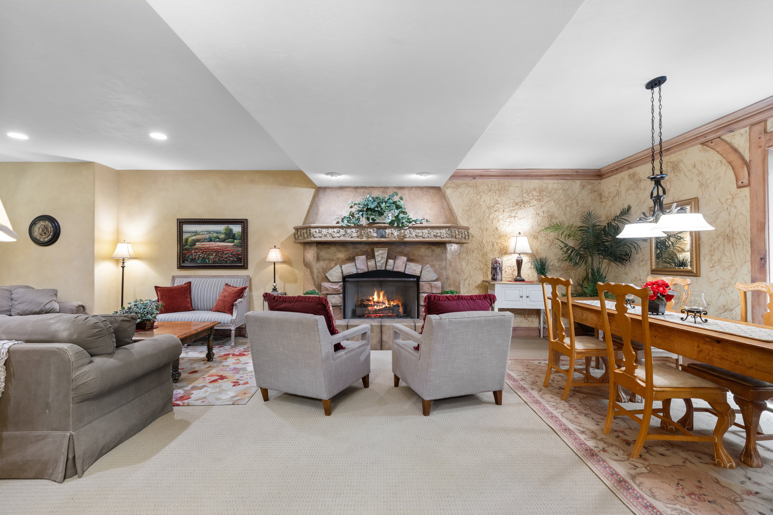 Spacious, Warm and Inviting