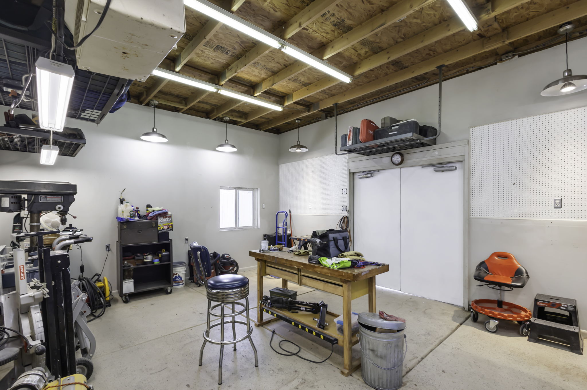 Another view of the flex space.