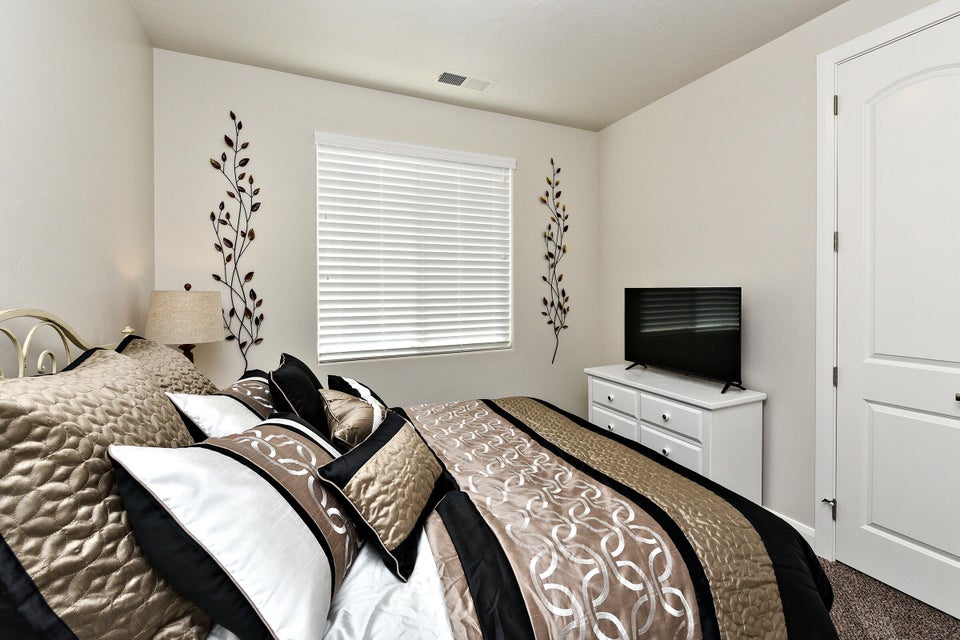 Neutral wall paint throughout