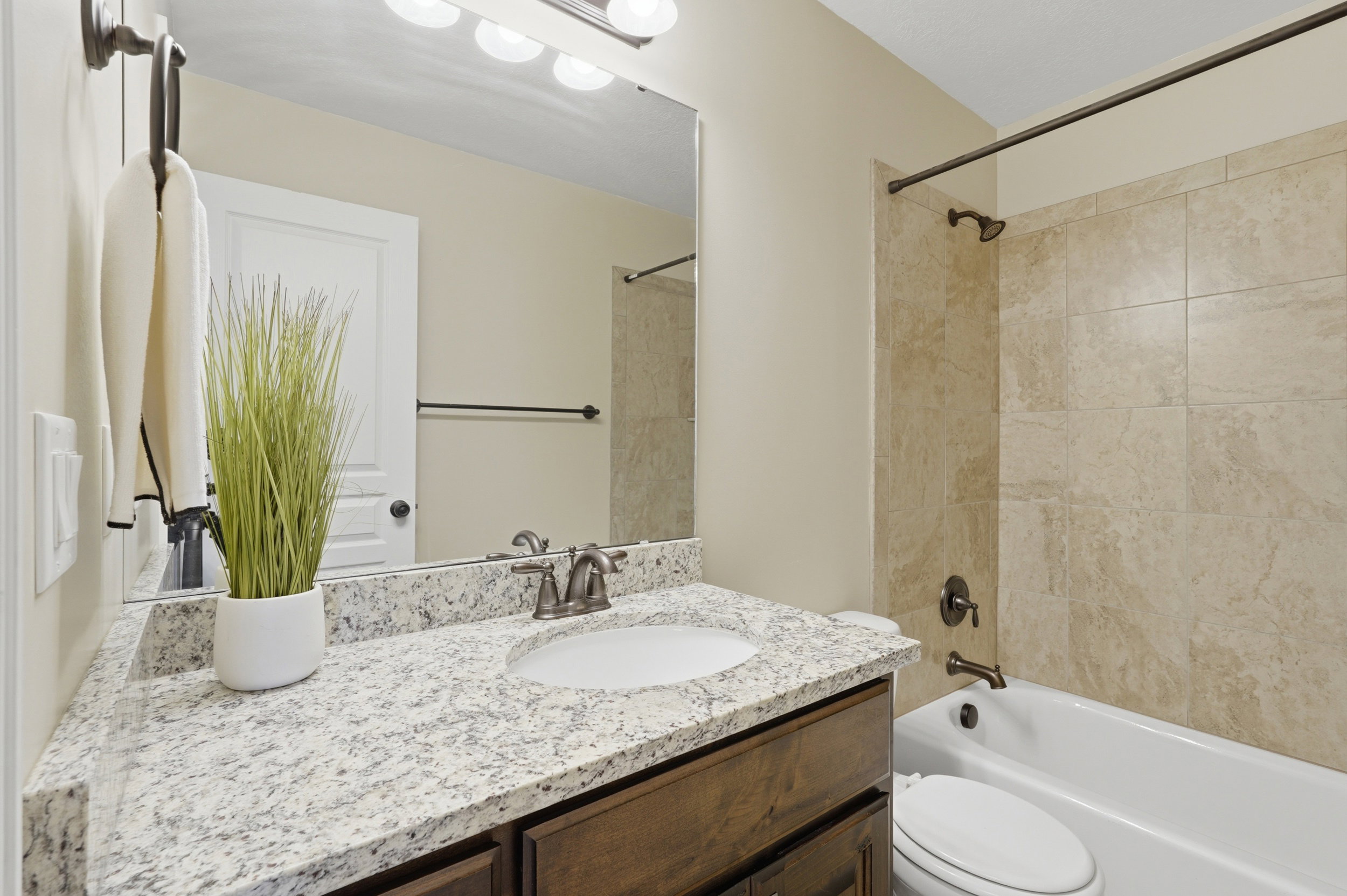 2nd bathroom