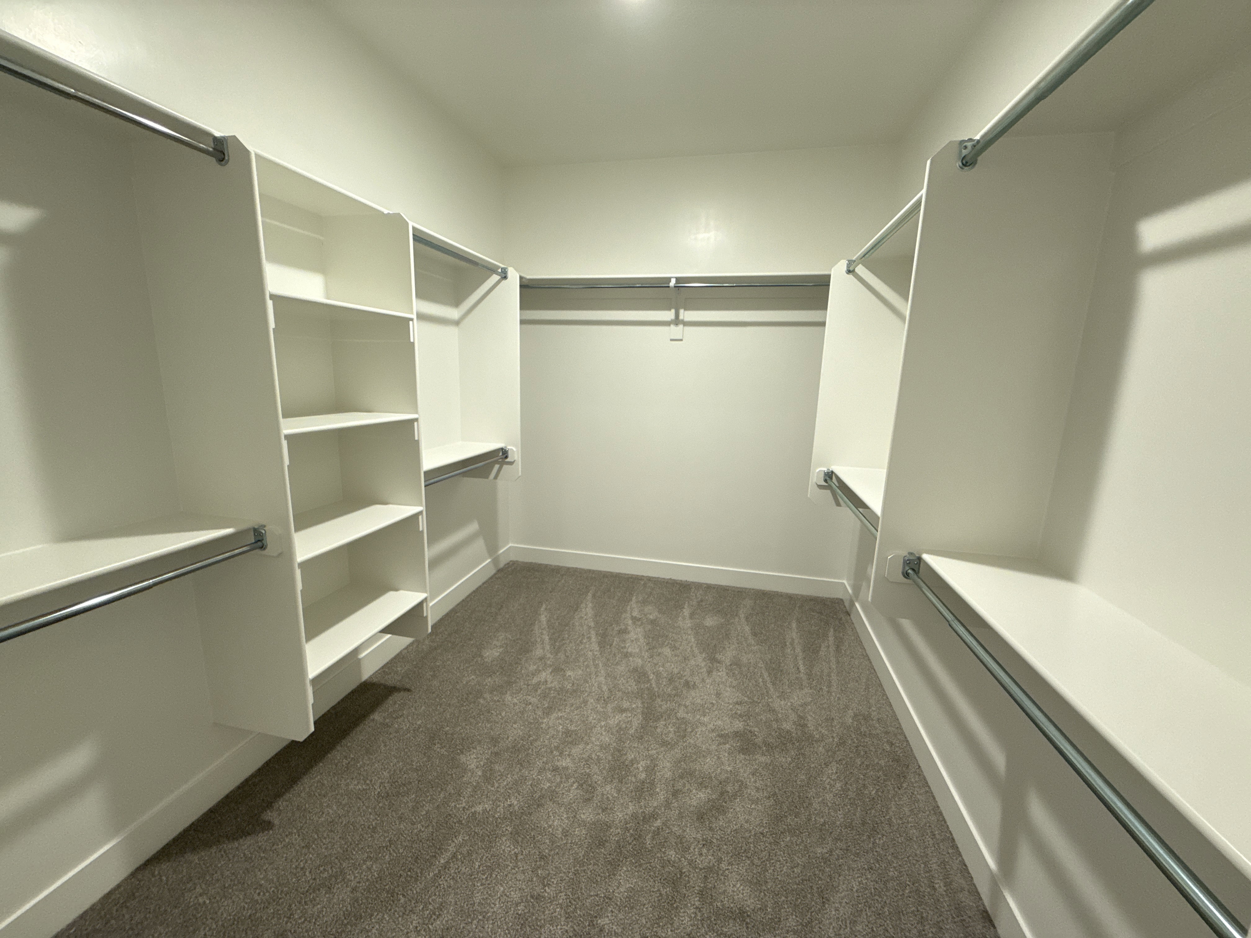 Walk in closet
