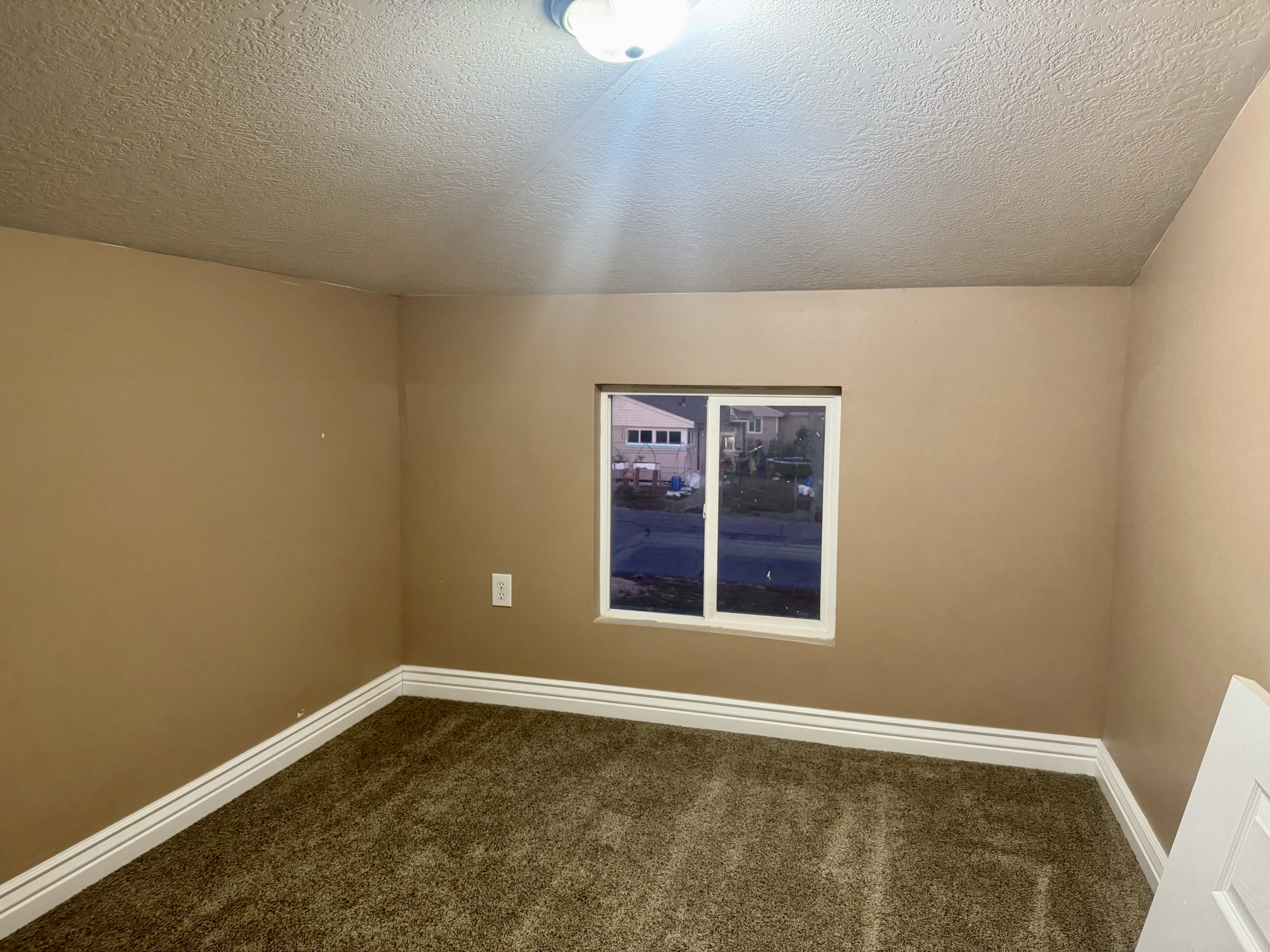 Flex room on 2nd floor