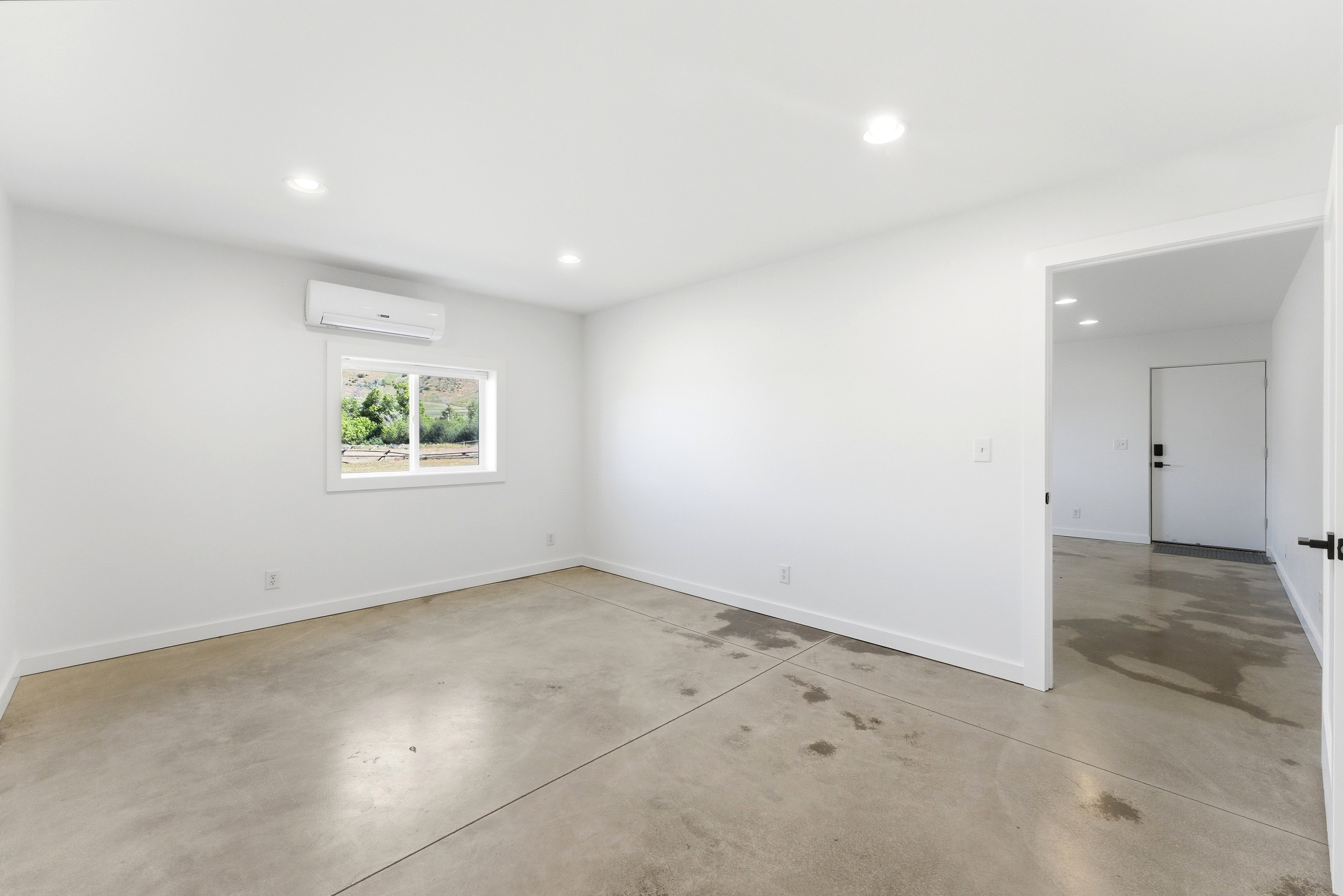Extra Living Space in Detached Structure