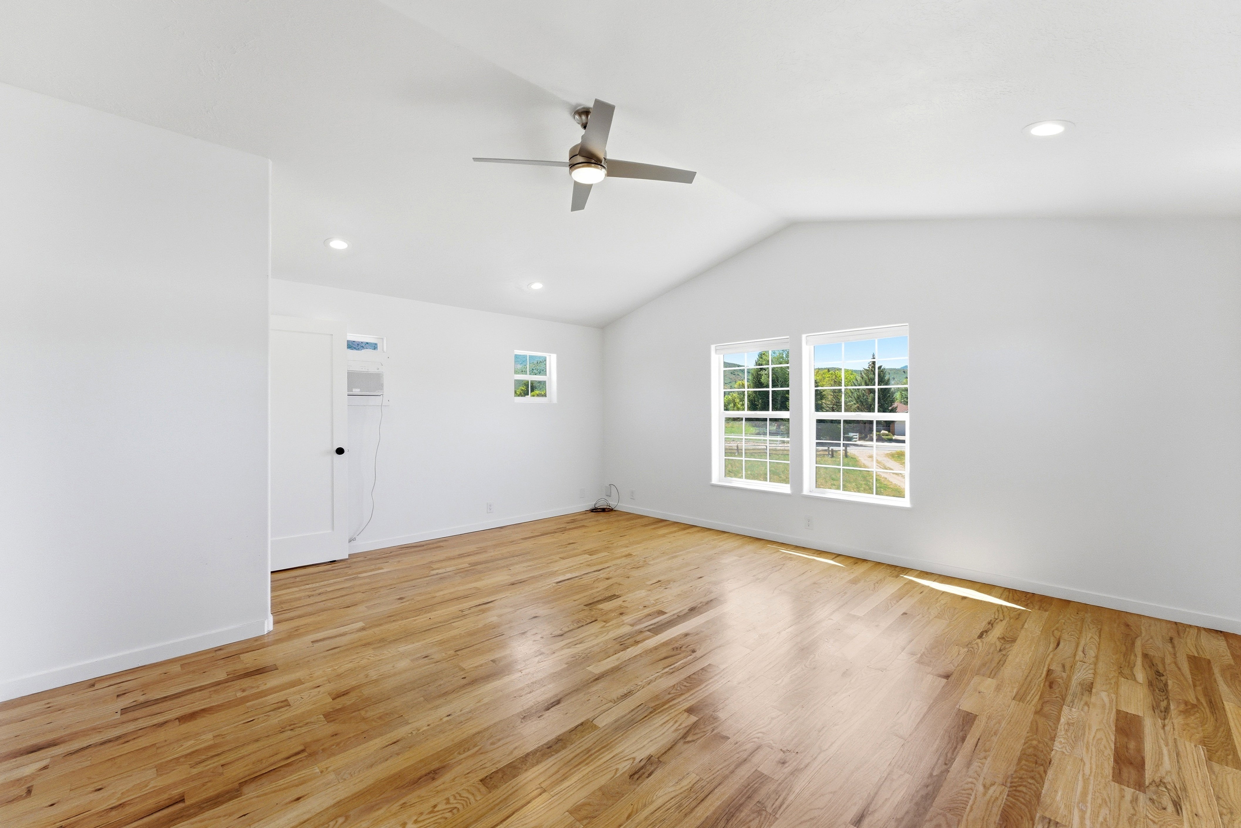 Guest Bedroom/Additional Living Space