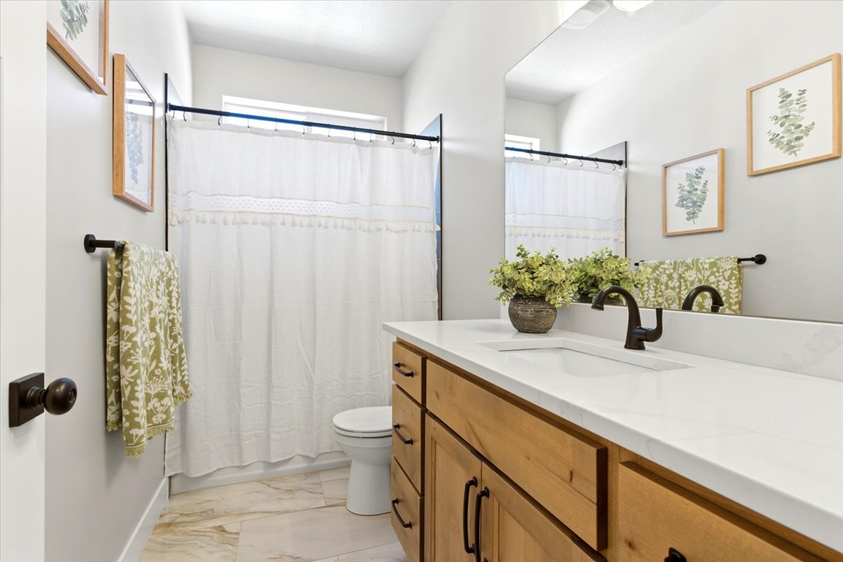 Main Floor Bathroom