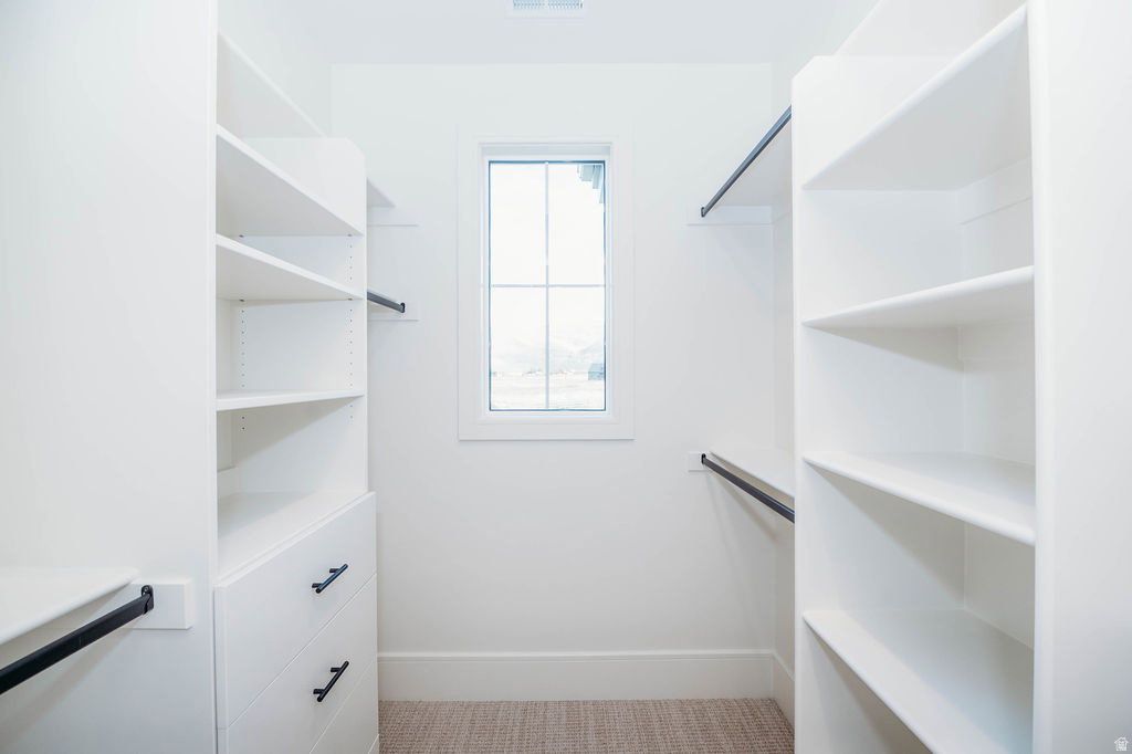 Walk-in closet with window