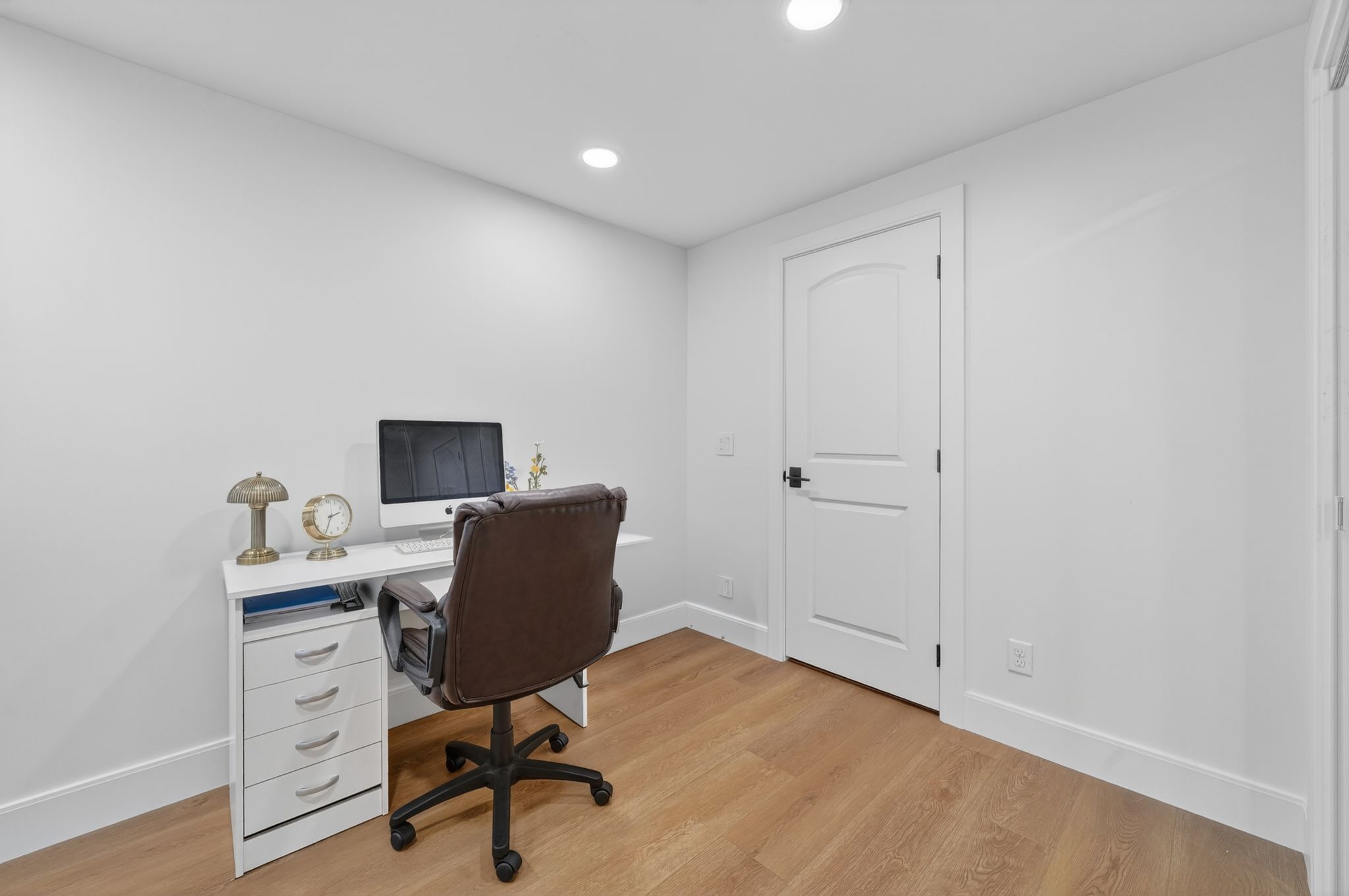 Basement bedroom/office