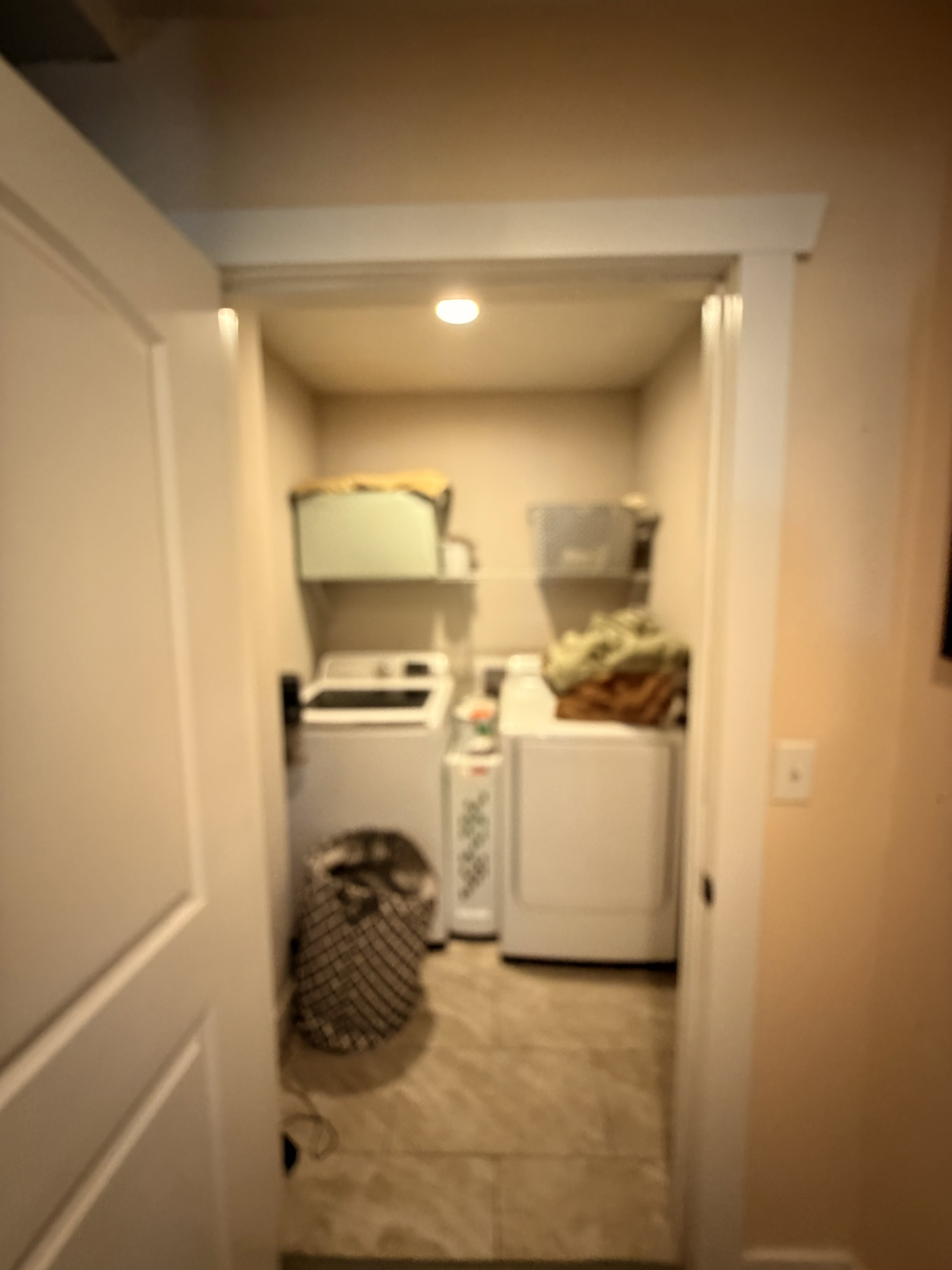 Image quality insufficient for description