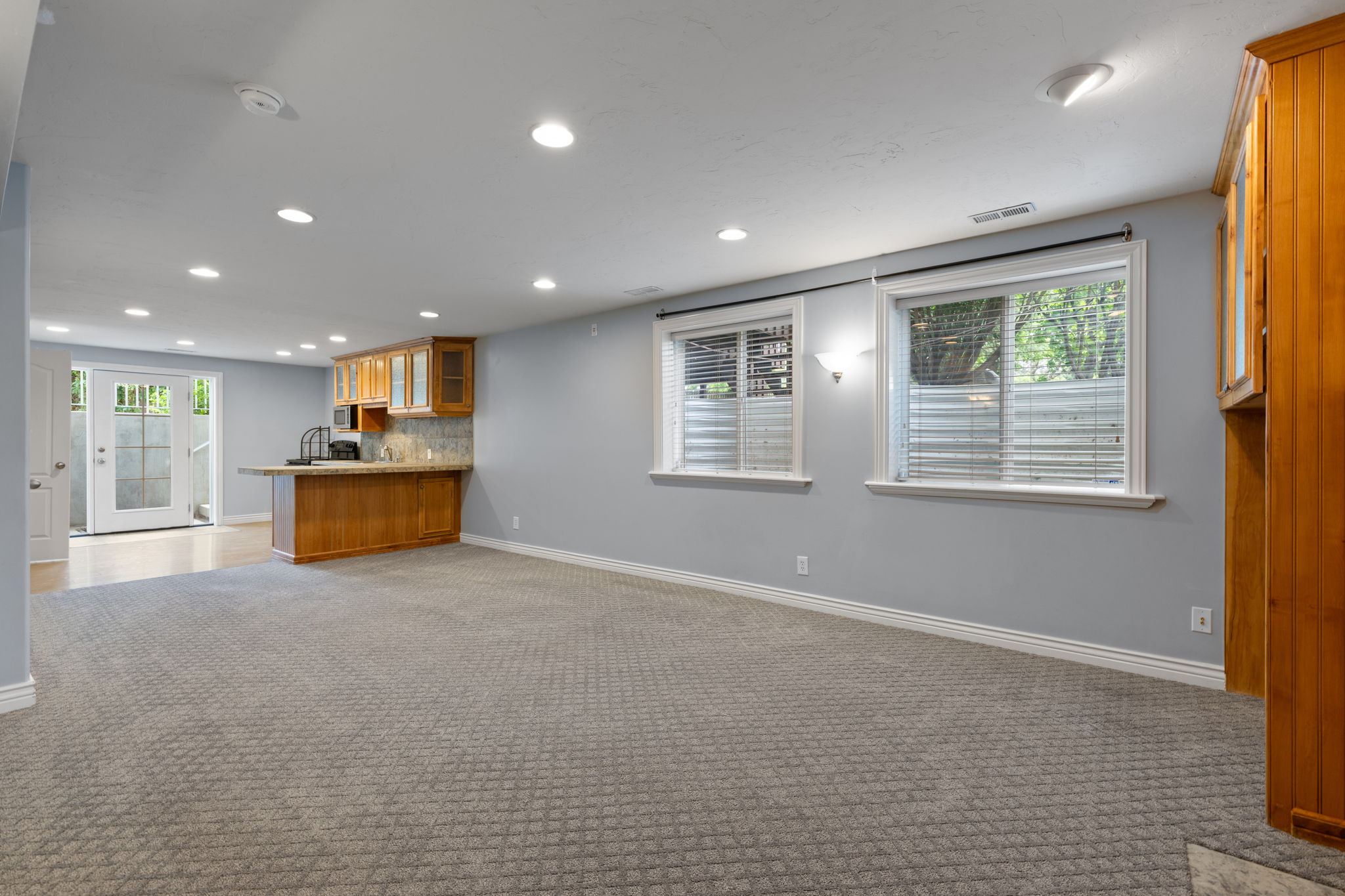 Spacious lower-level great room