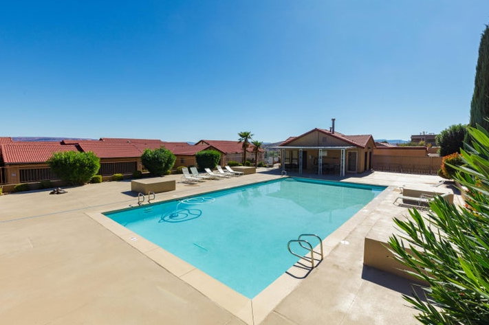 Outdoor swimming pool