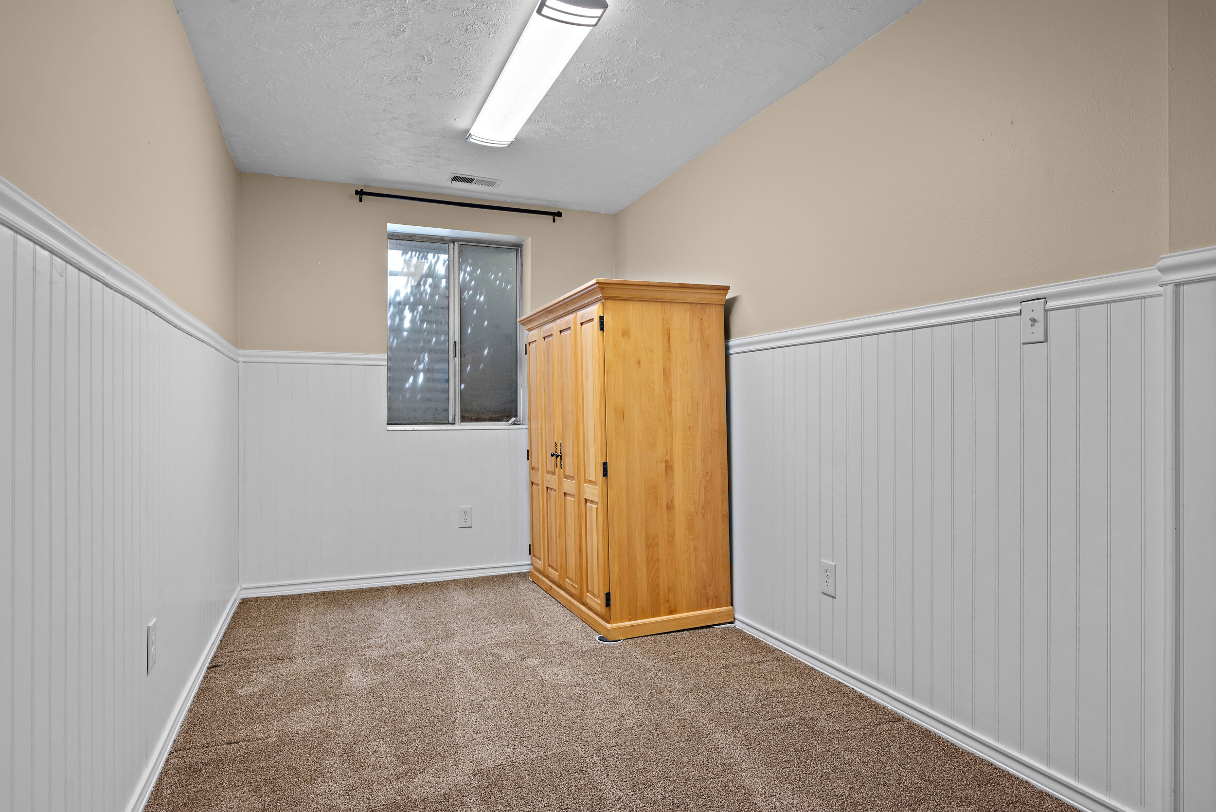 Empty room