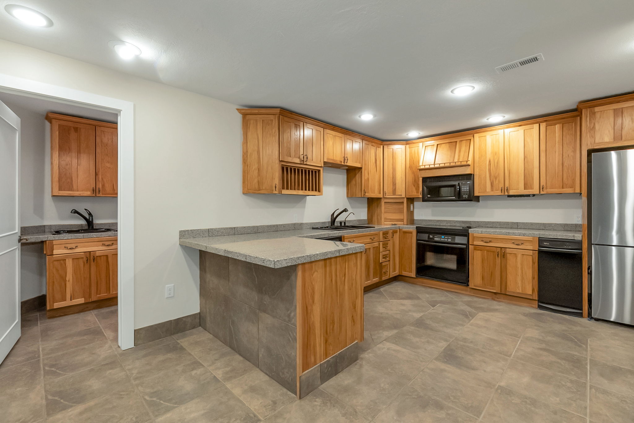 Full kitchen!