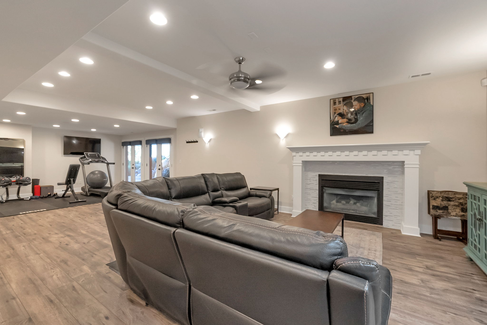 1 of 3 fireplaces in the home!