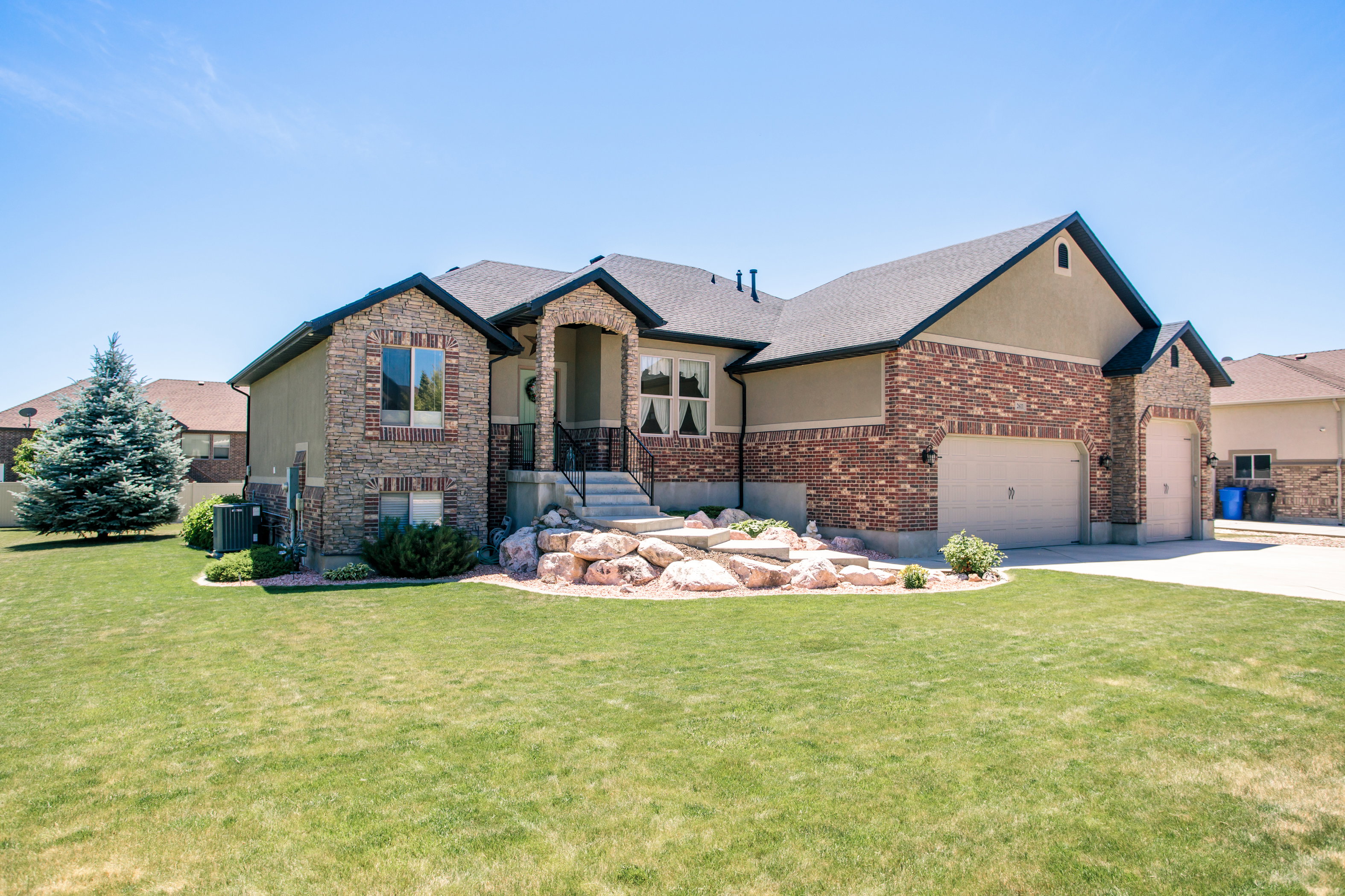 2611 W 2450 N Farr West UT 84404