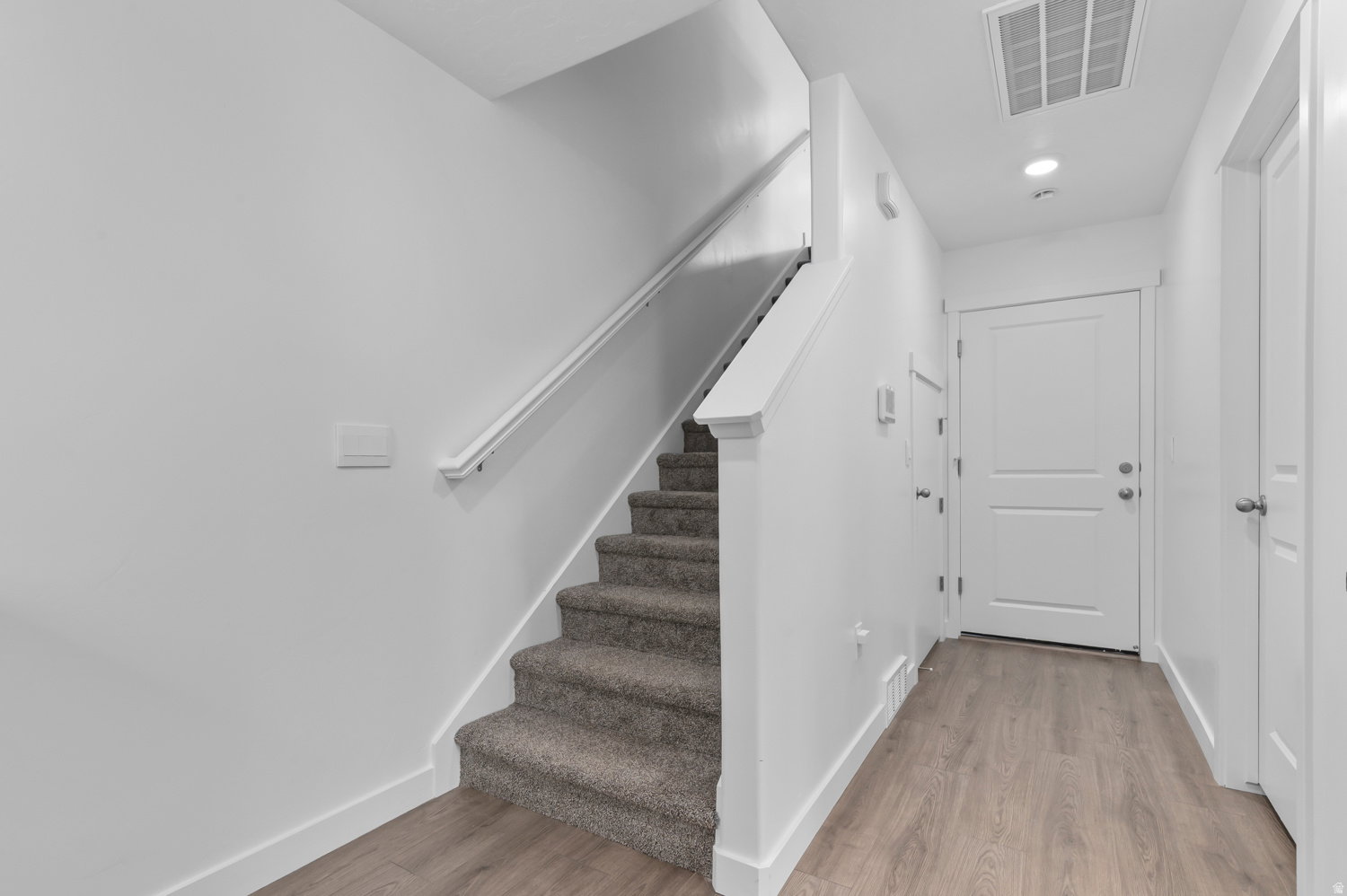 Picture of Model Haven, not of current listing.