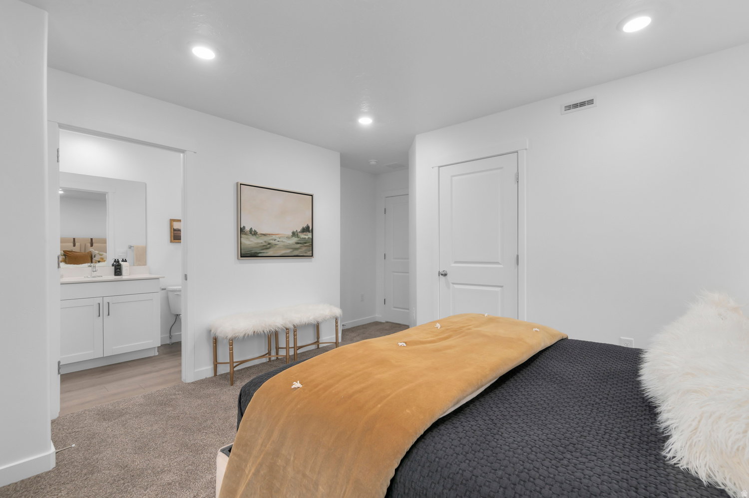 Picture of Model Haven, not of current listing.