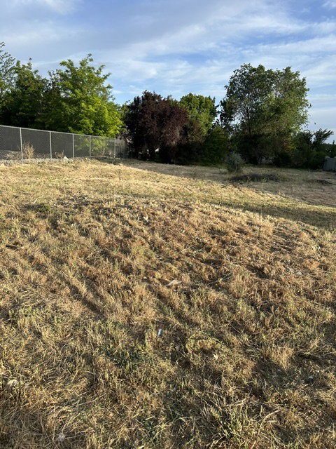 Expansive land parcel featuring a gentle slope