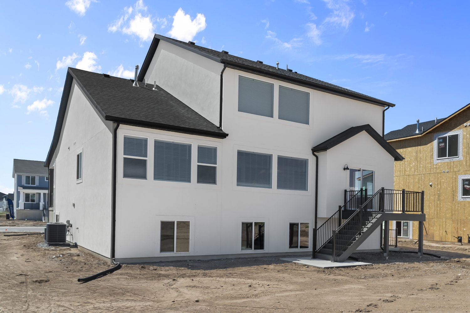 Picture of a Sydney in the same community. Not of current listing