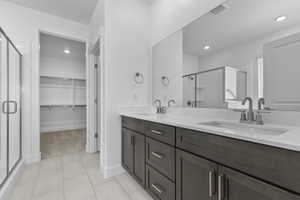 Picture of a Sydney in the same community. Not of current listing