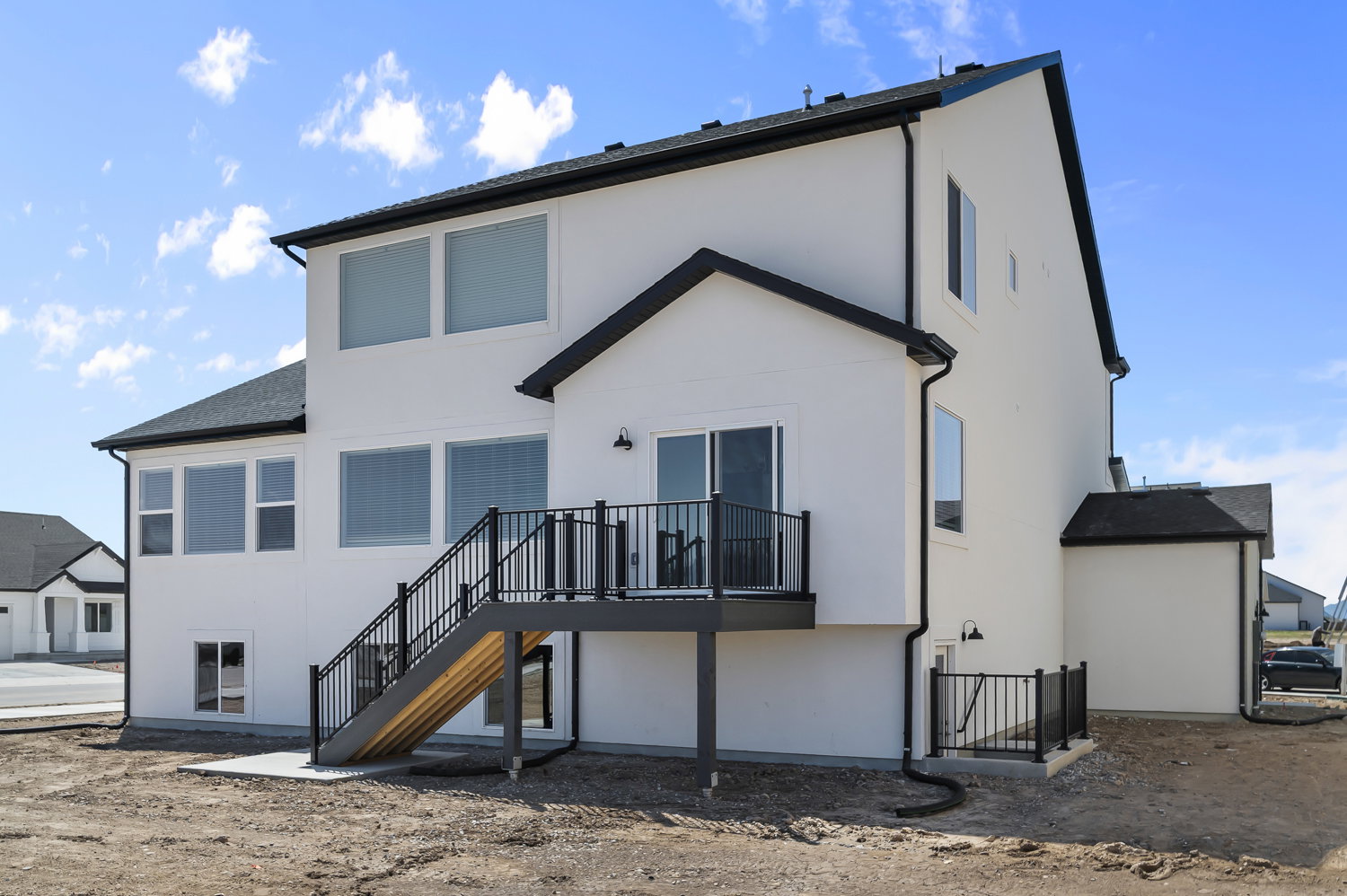 Picture of a Sydney in the same community. Not of current listing