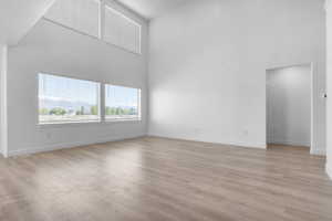 Picture of a Sydney in the same community. Not of current listing