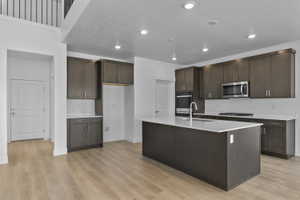 Picture of a Sydney in the same community. Not of current listing