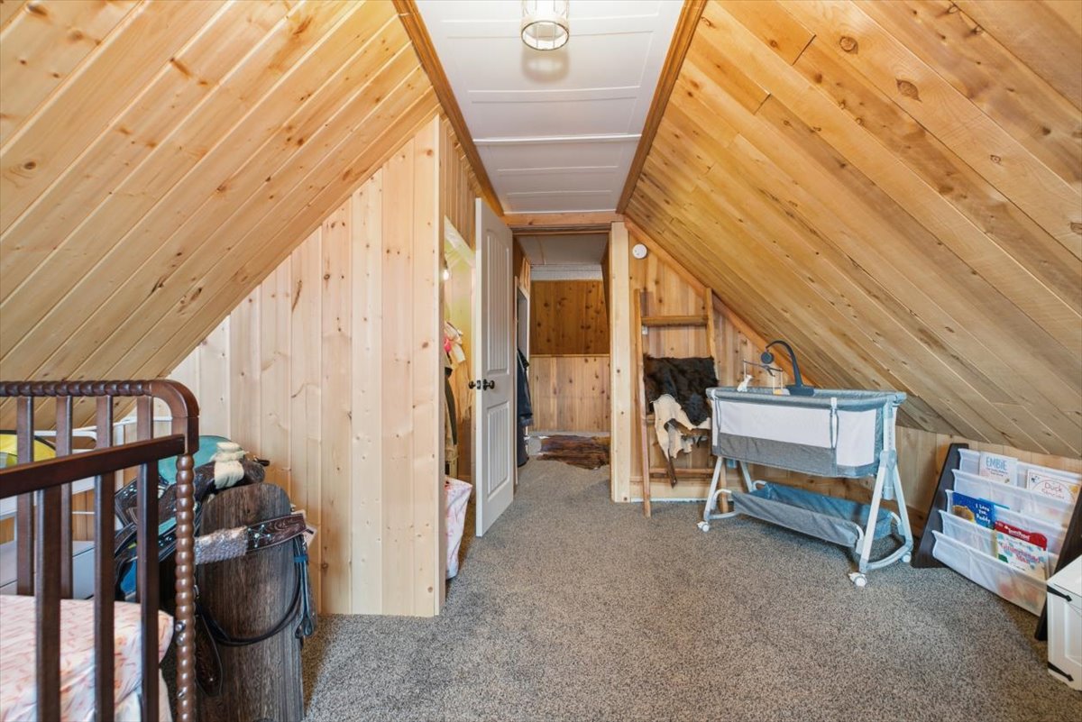 Bonus room