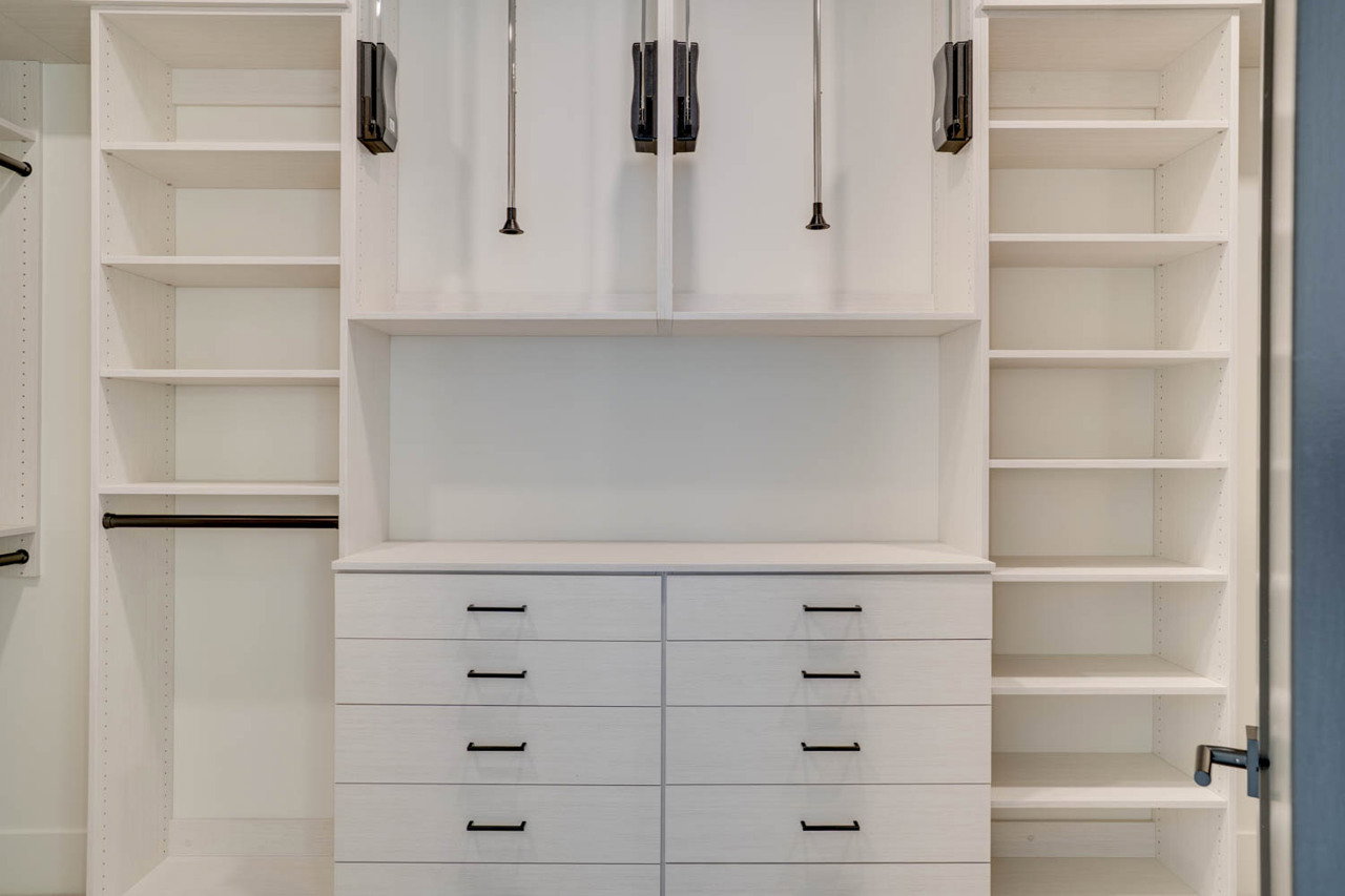 Walk in closet