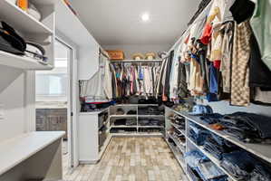 Walk in closet