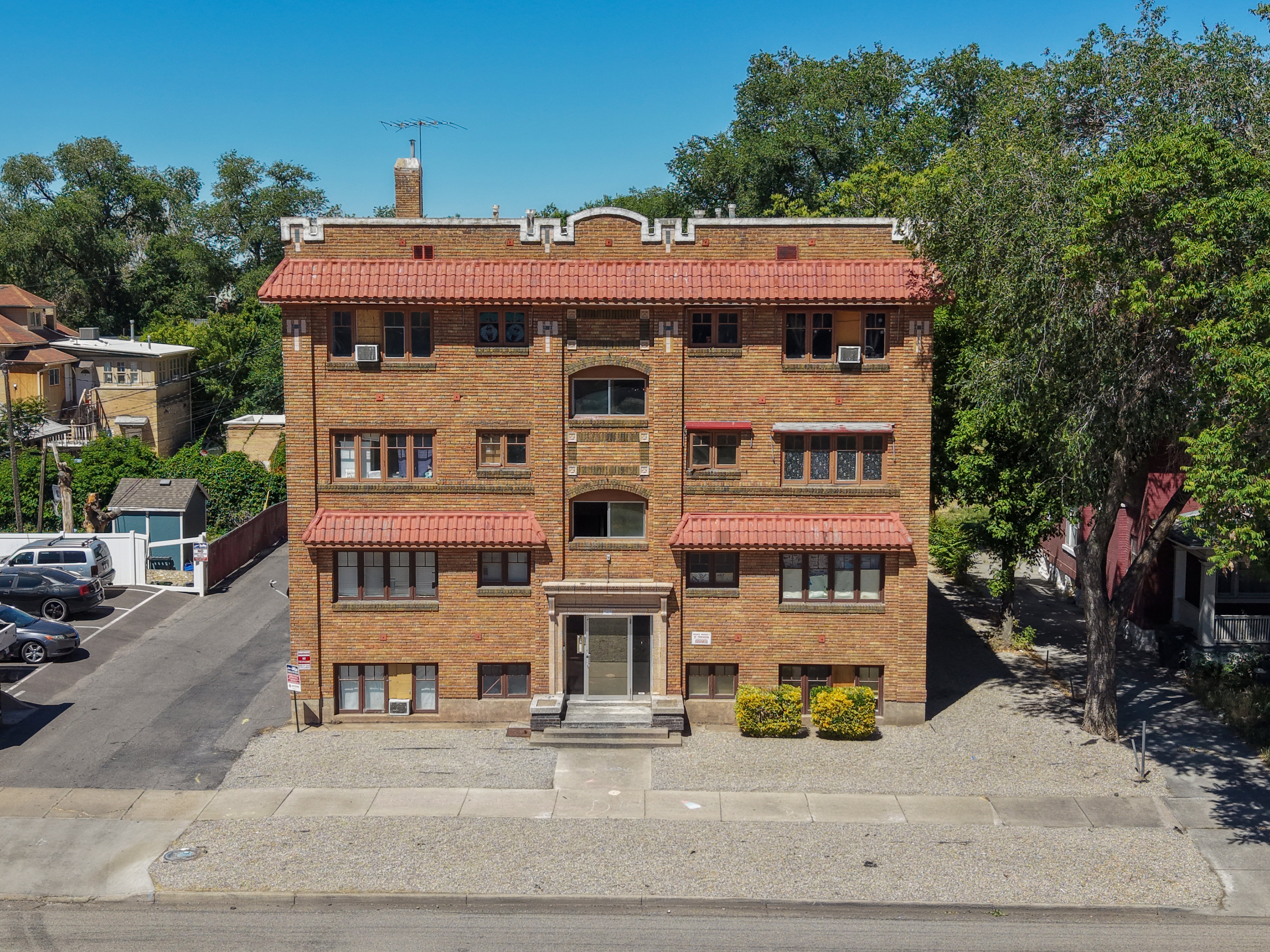 2465  MONROE BLVD Ogden UT 84401