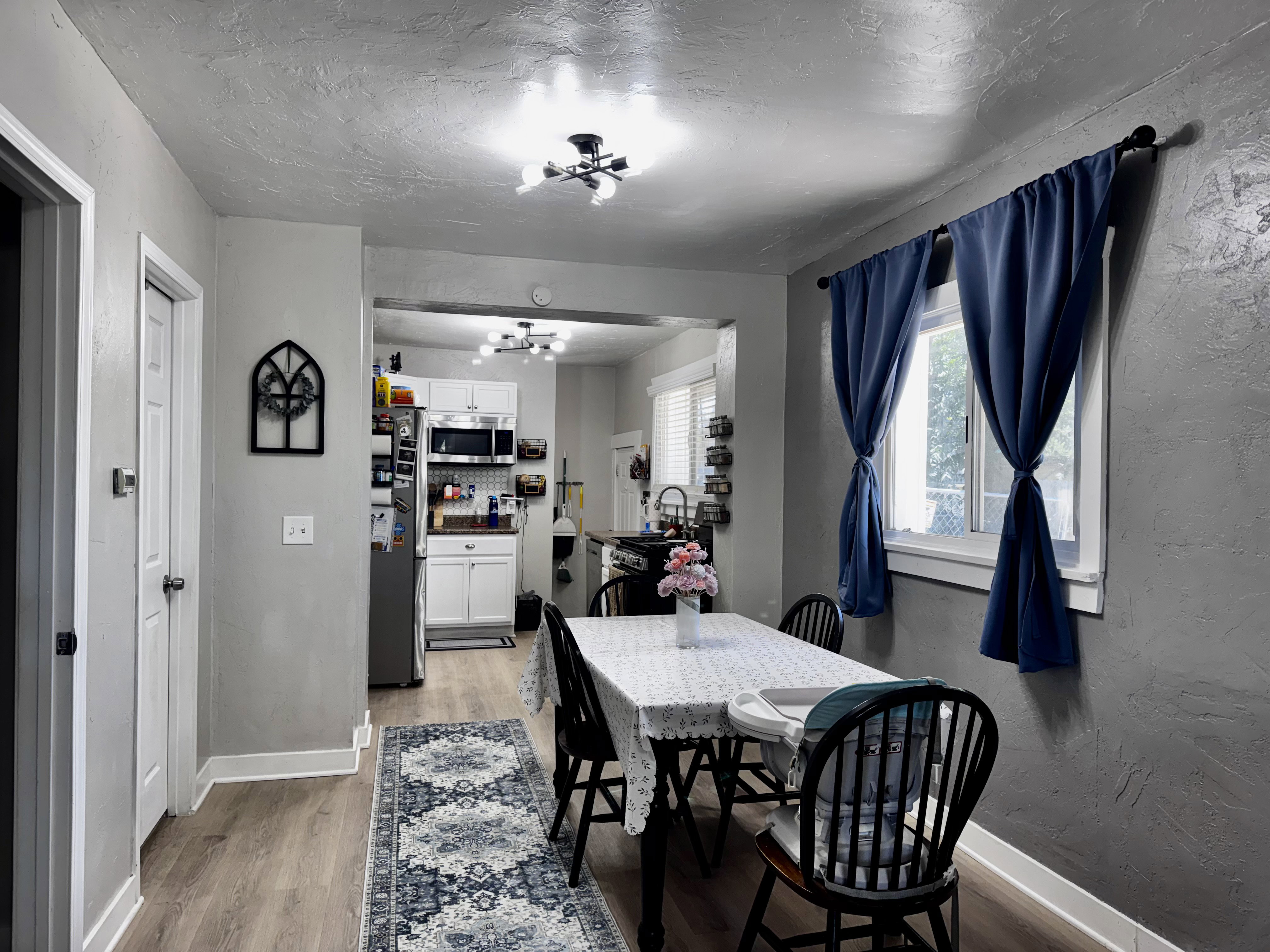 Dining area view to Kitchen