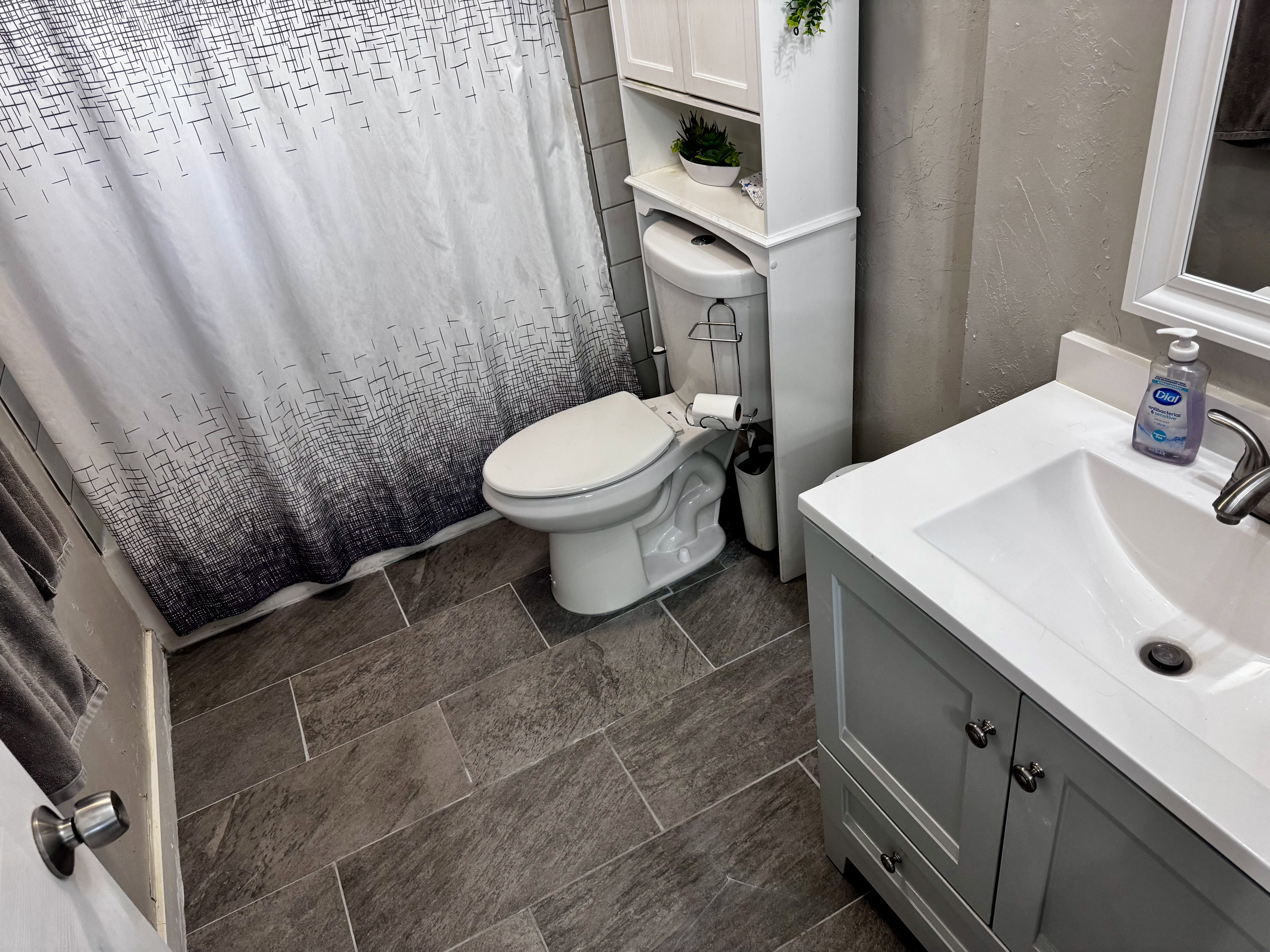 Main Bathroom
