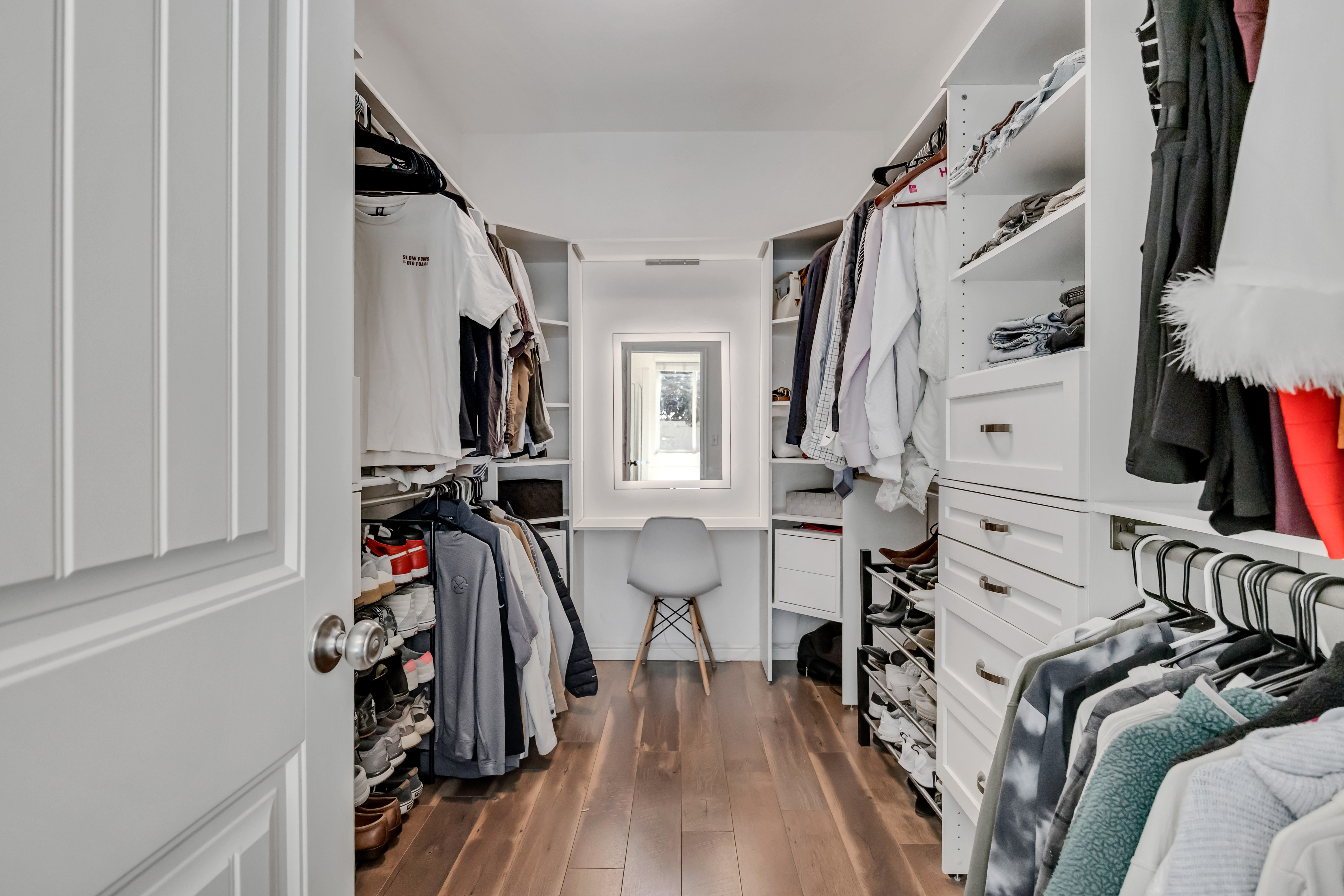 Walk in closet