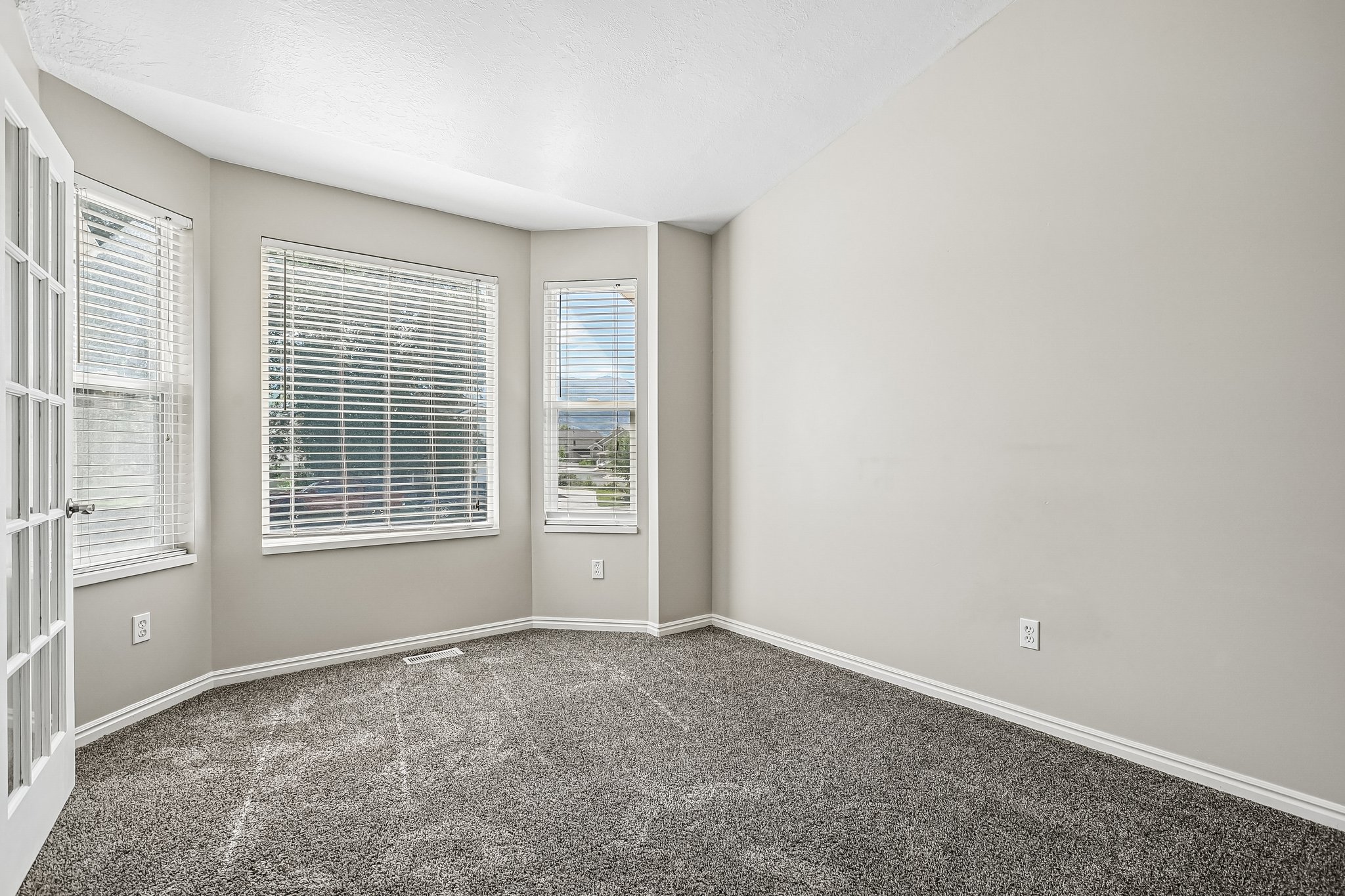 Empty room