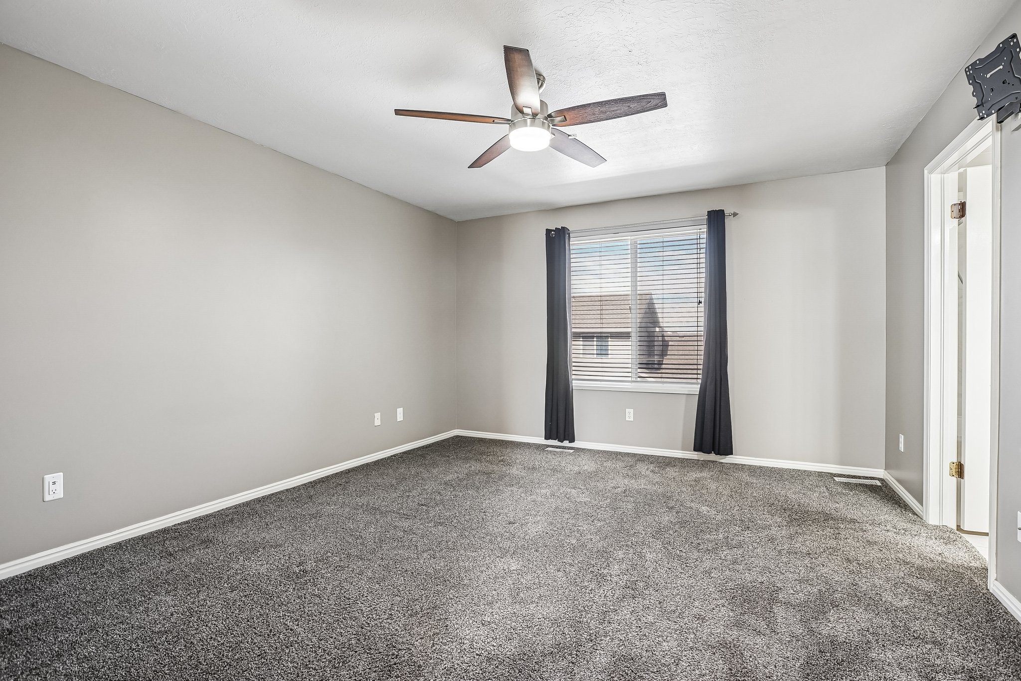 Empty room