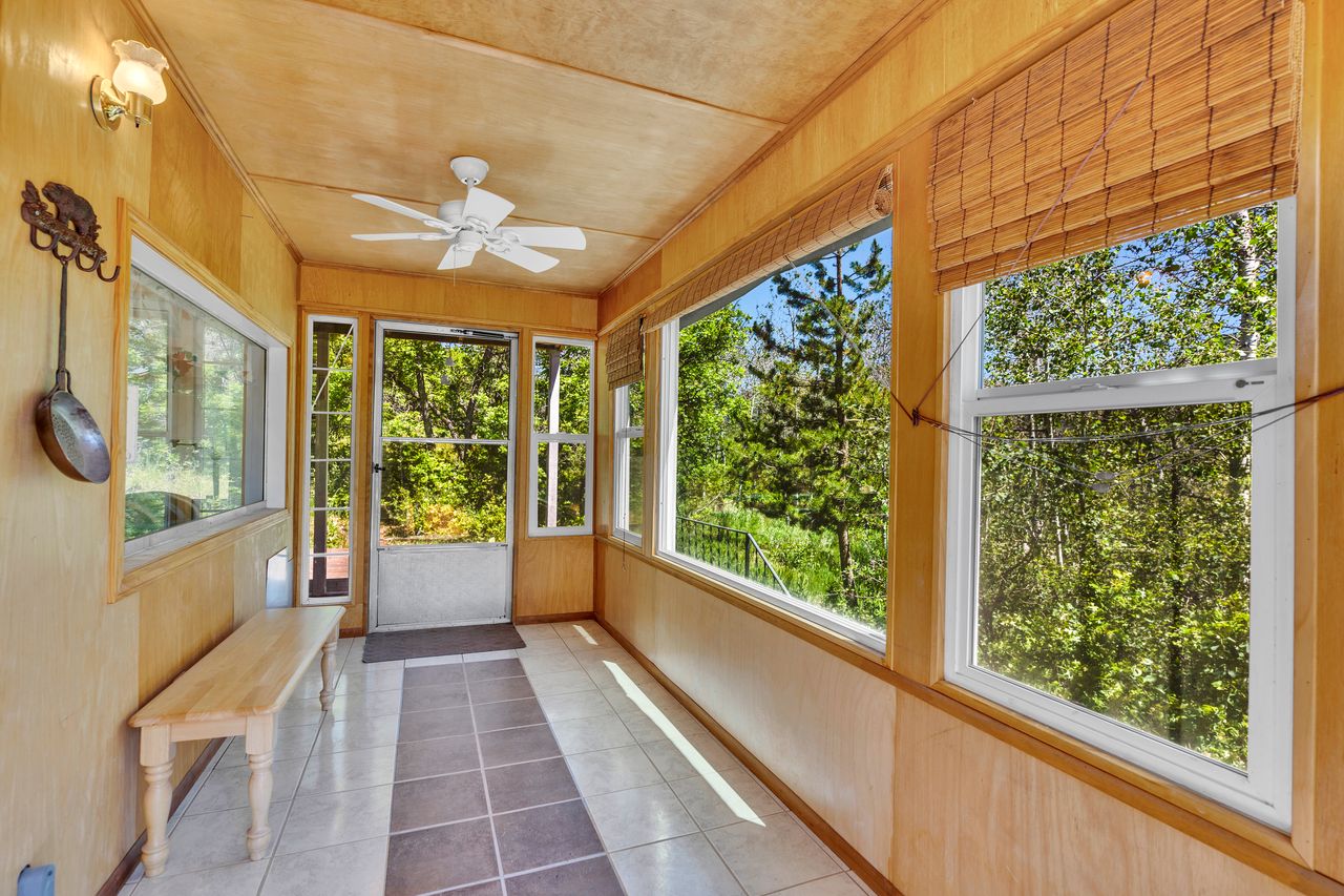 Sun porch
