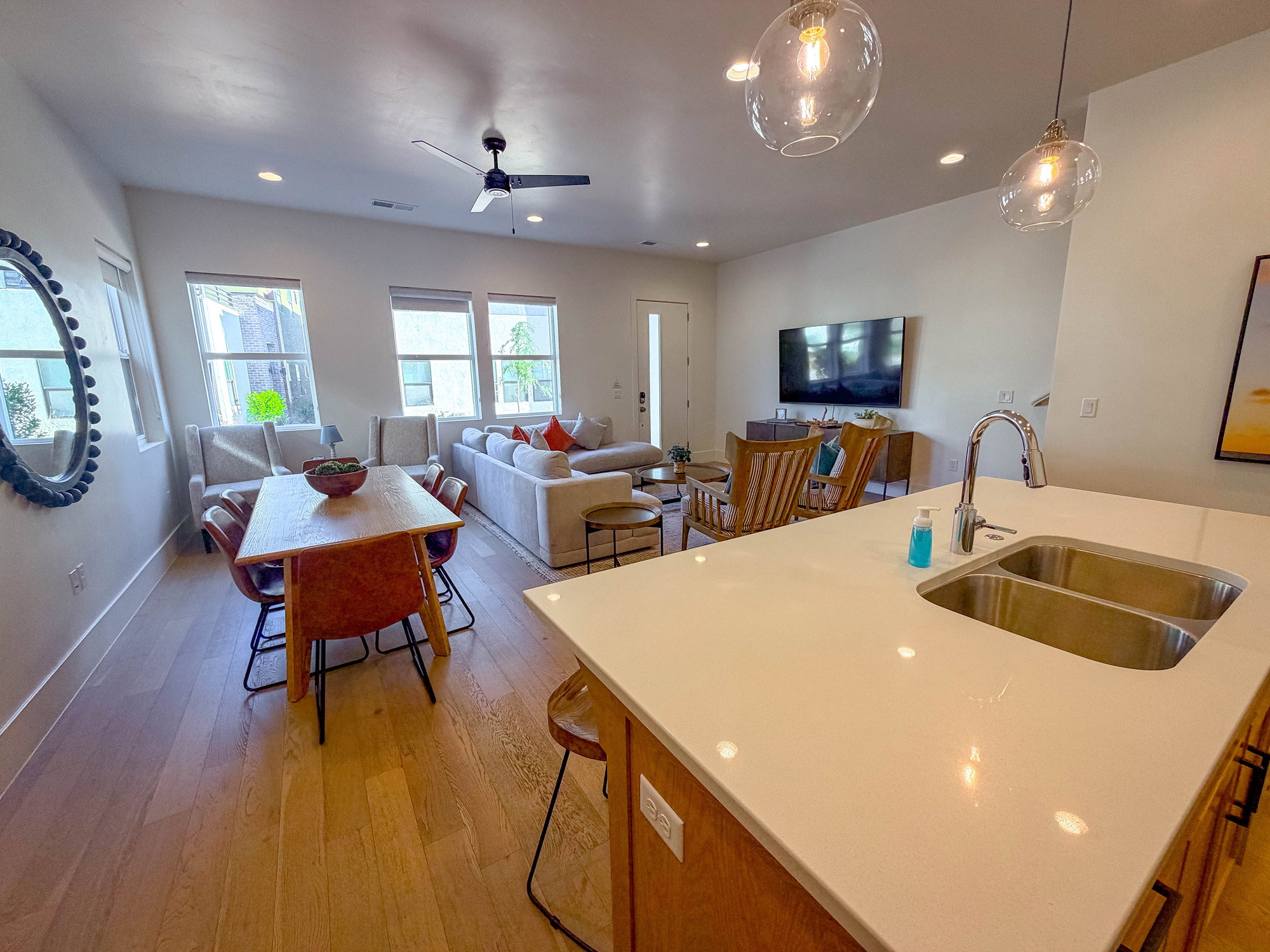 quartz cabinets