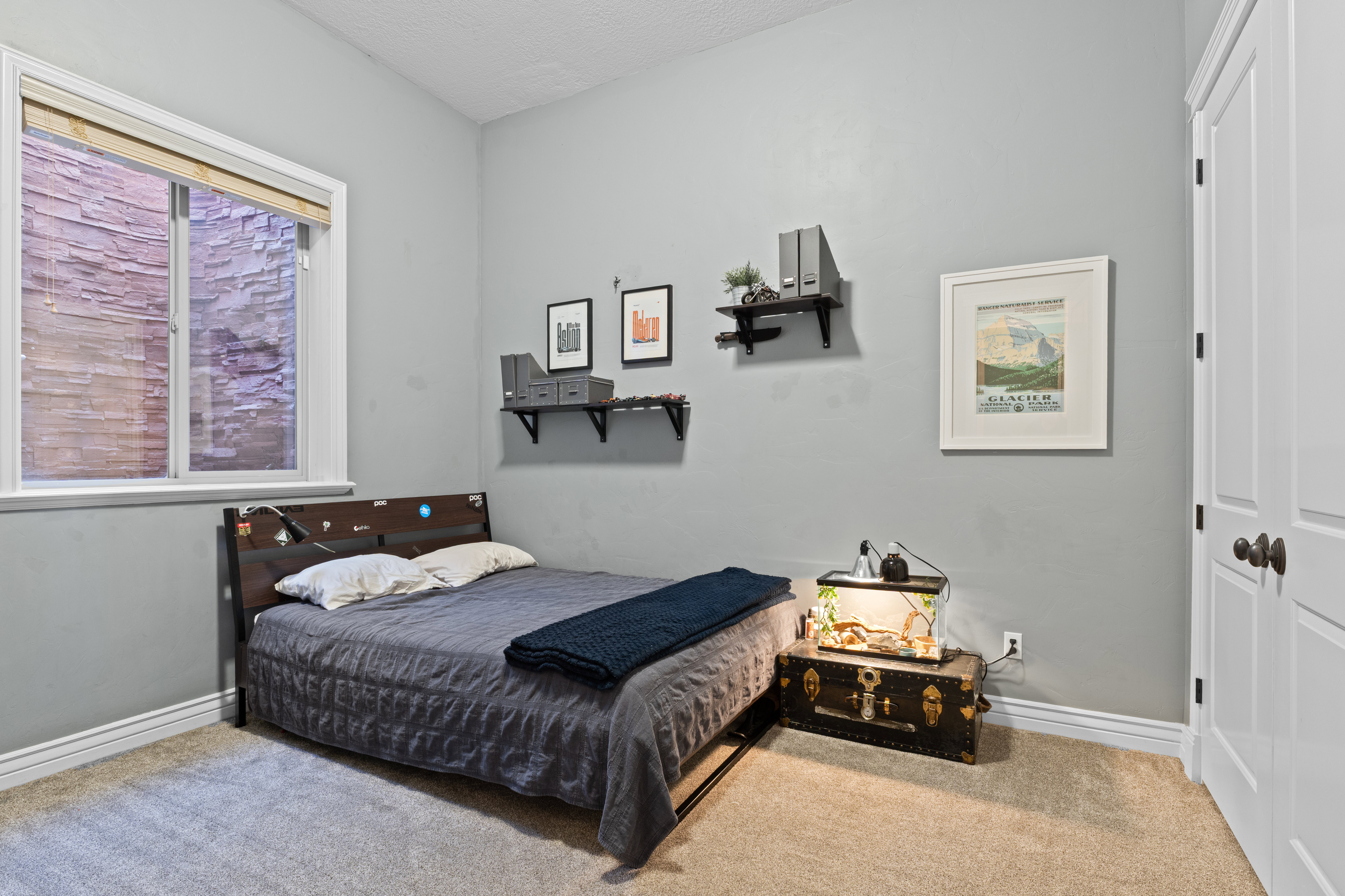 Bright interior featuring neutral-toned walls and carpet flooring
