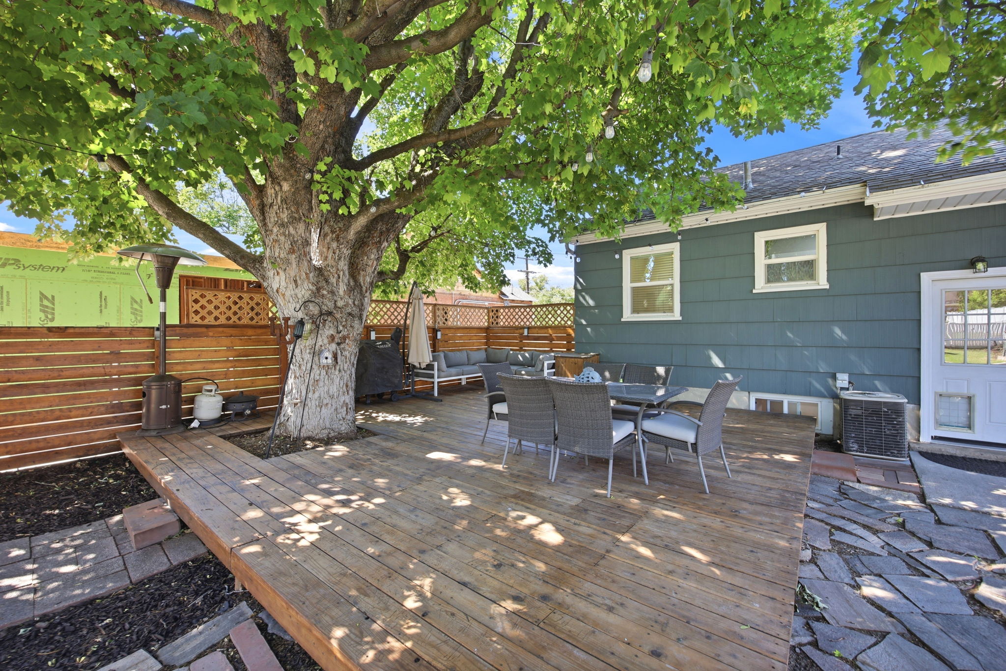 Deck