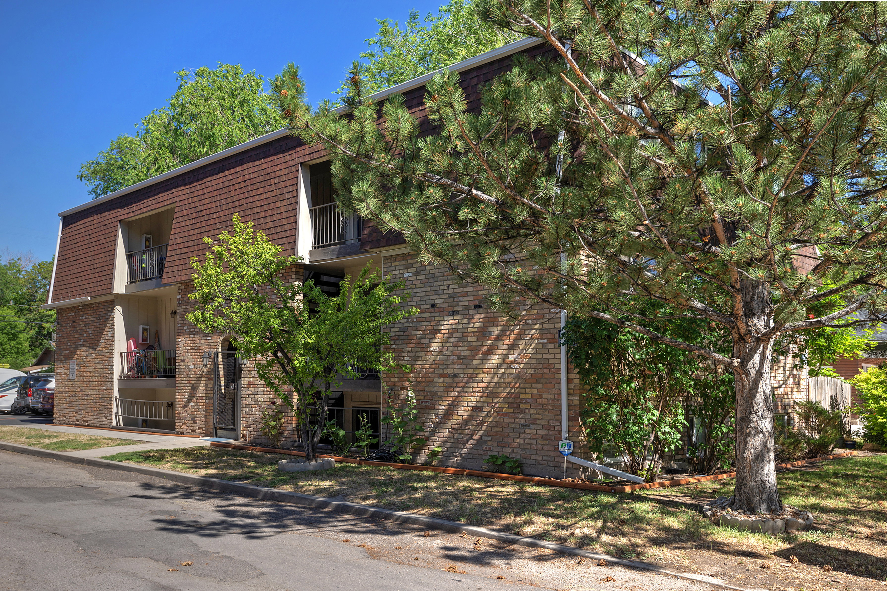 Outdoor building